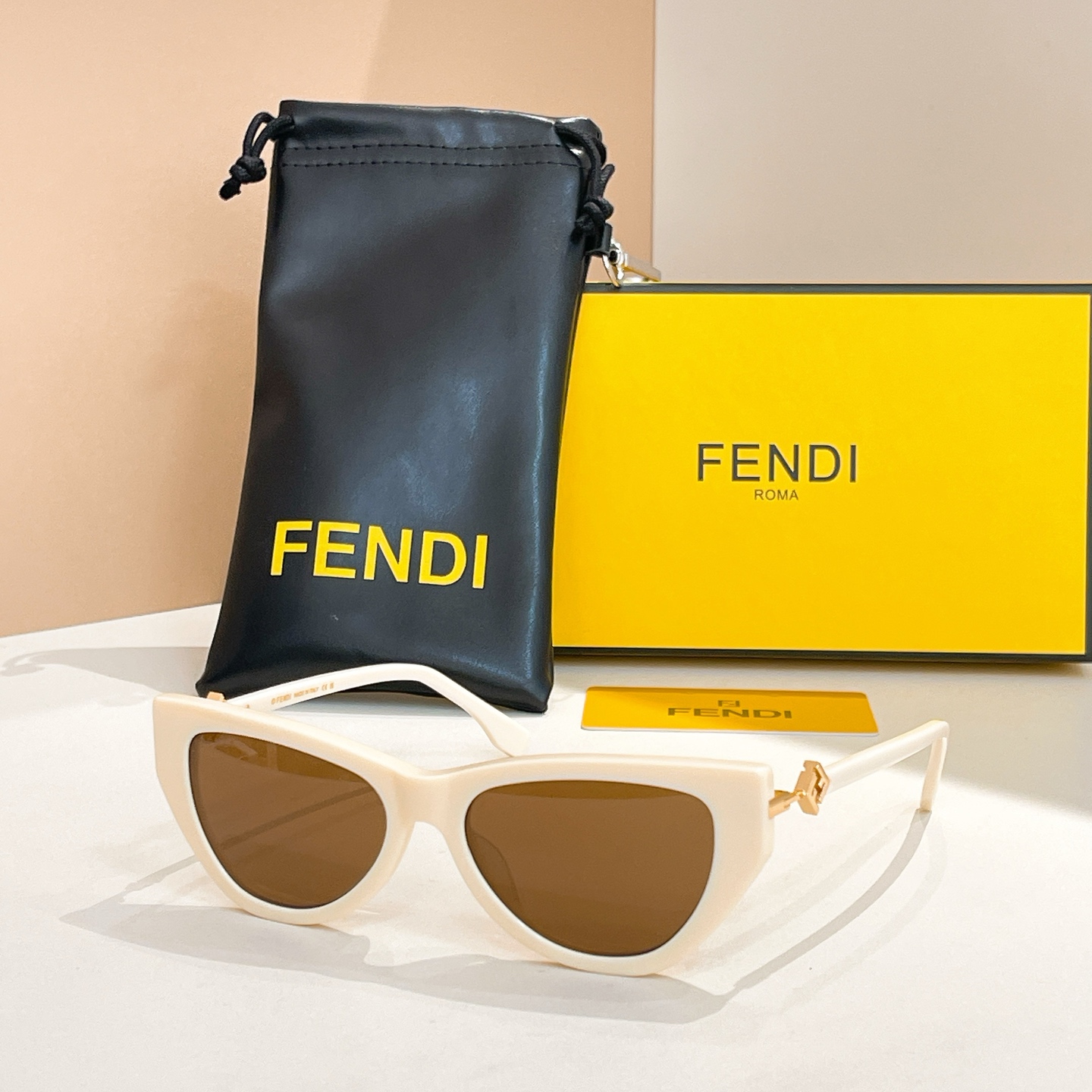 FEND*✨✨✨MODEL：FE40149I✨✨ SIZE：54口17-140✨✨✨