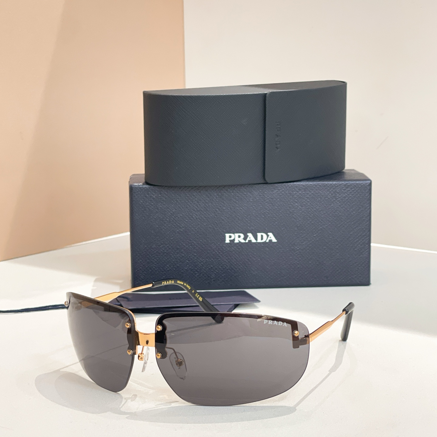 PRADA✨✨✨MODEL：PR 75✨✨✨SIZE：75口12-125✨✨✨ 