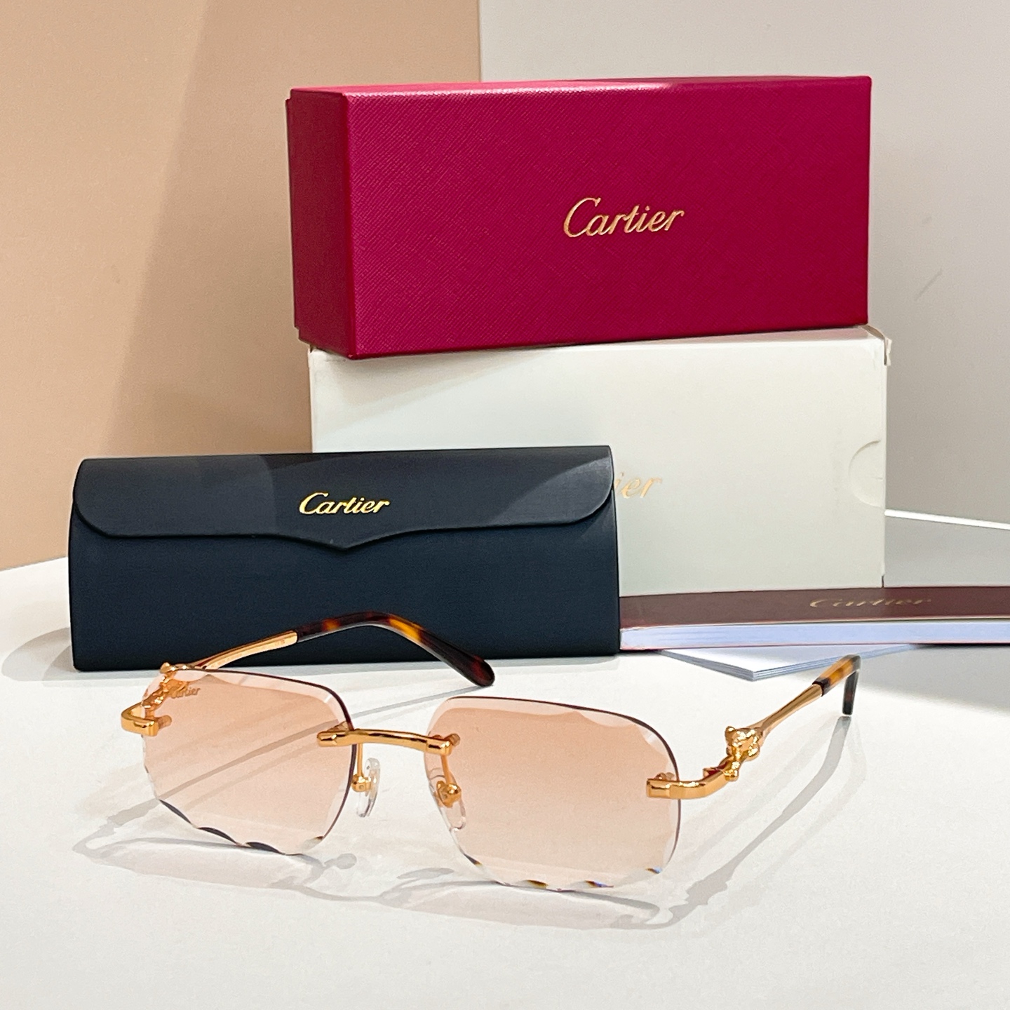 Cartie*✨✨✨MODEL：CT3365O✨✨✨SIZE：56口17-145✨✨✨太阳镜，变色片