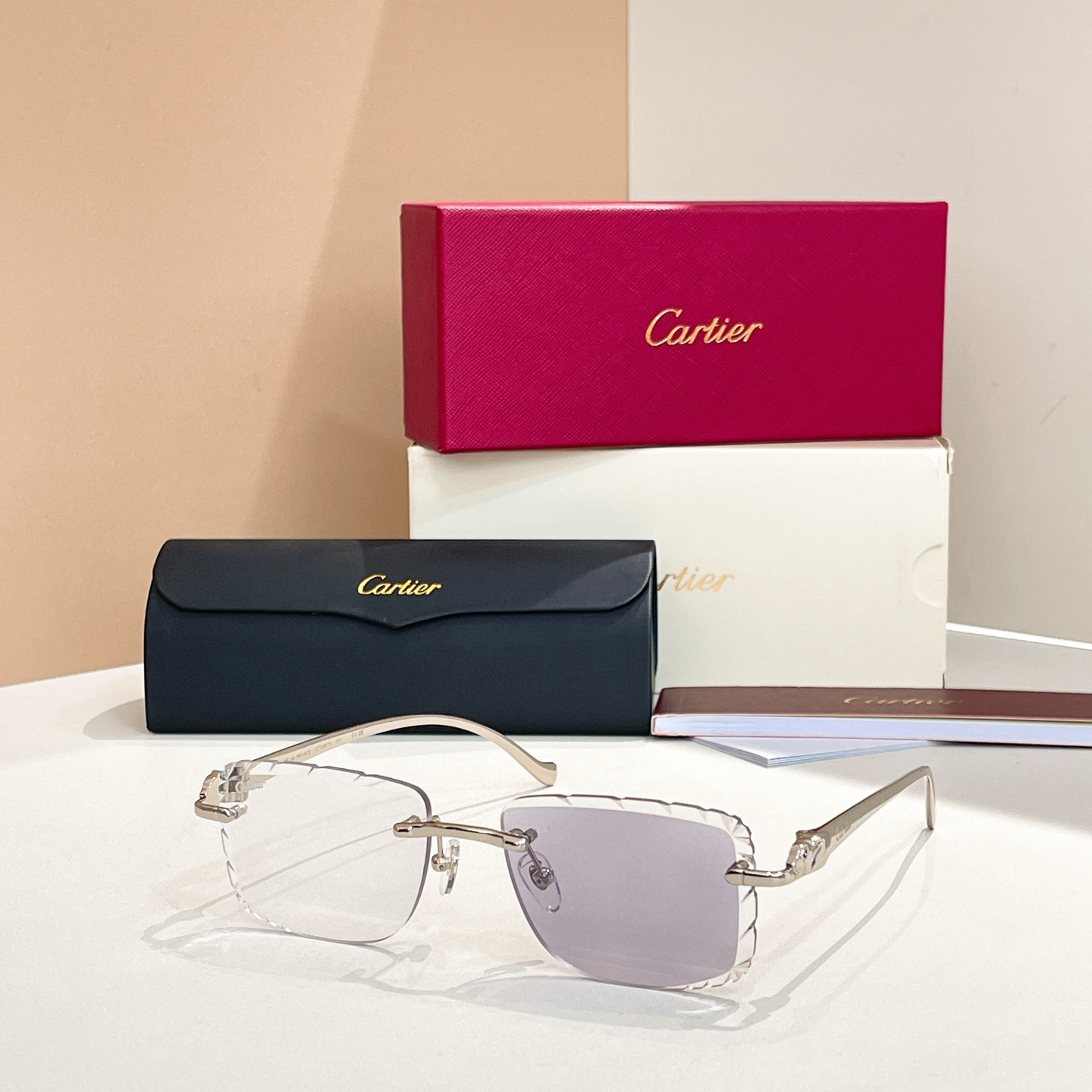 Cartie*✨✨✨MODEL：CT0058O✨✨✨SIZE：56口17-145✨✨✨太阳镜，变色片