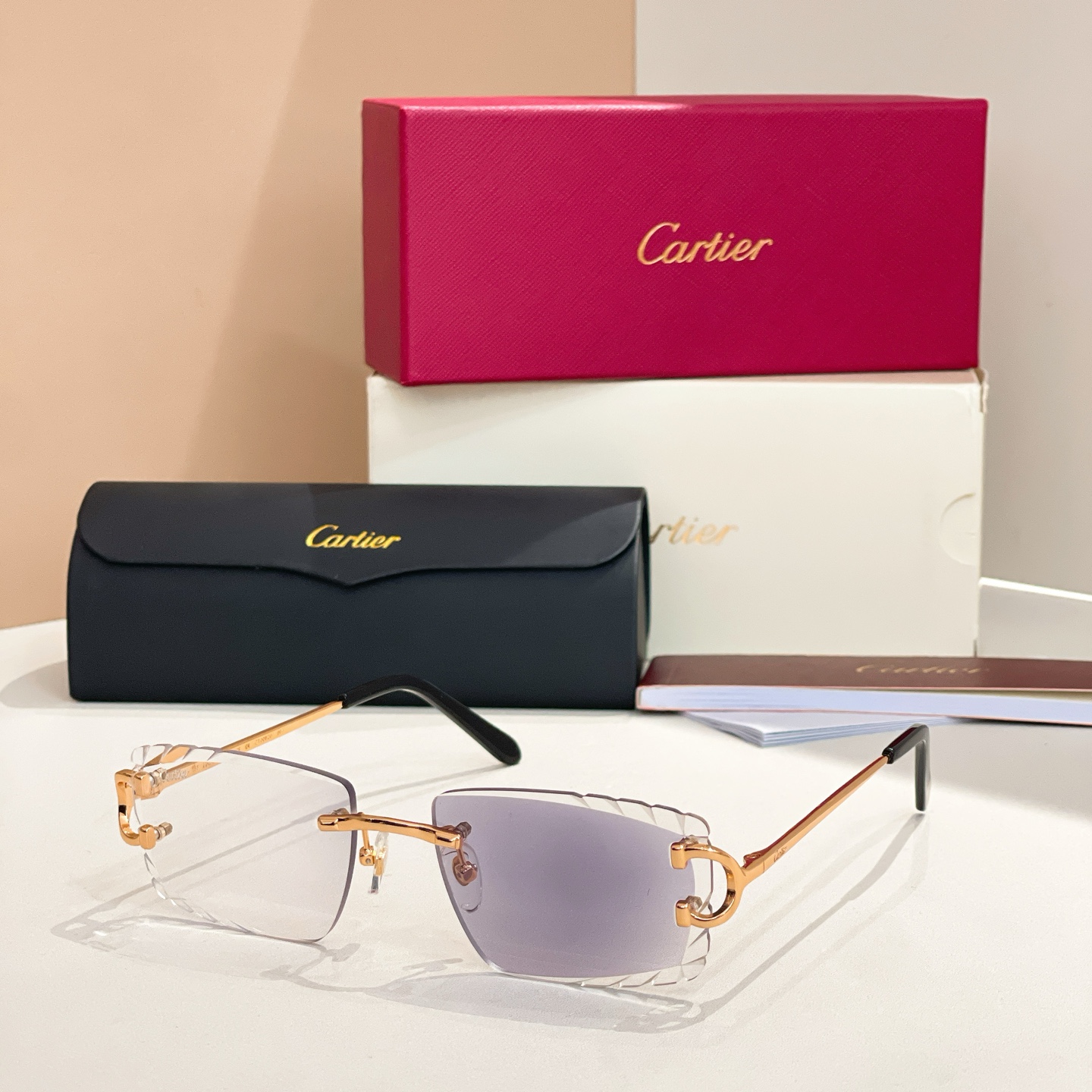 Cartie*✨✨✨MODEL：CT06256S✨✨✨SIZE：56口17-140✨✨✨太阳镜，变色片