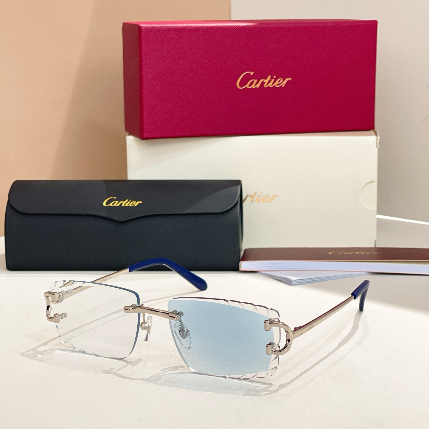 Cartie*✨✨✨MODEL：CT06256S✨✨✨SIZE：56口17-140✨✨✨太阳镜，变色片