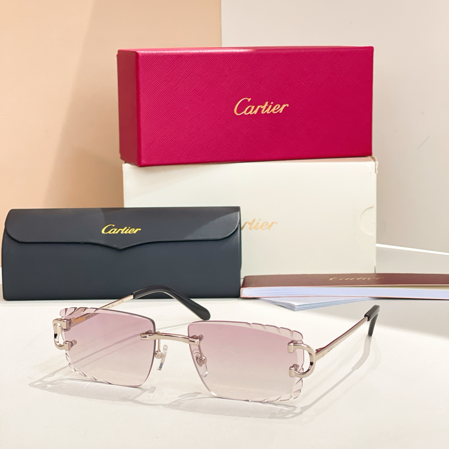 Cartie*✨✨✨MODEL：CT06256S✨✨✨SIZE：56口17-140✨✨✨太阳镜，变色片