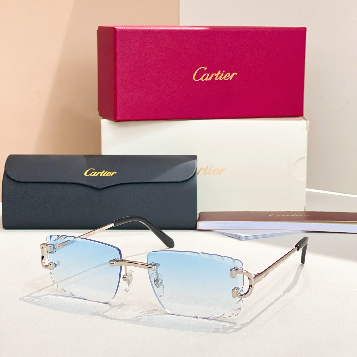 Cartie*✨✨✨MODEL：CT06256S✨✨✨SIZE：56口17-140✨✨✨太阳镜，变色片
