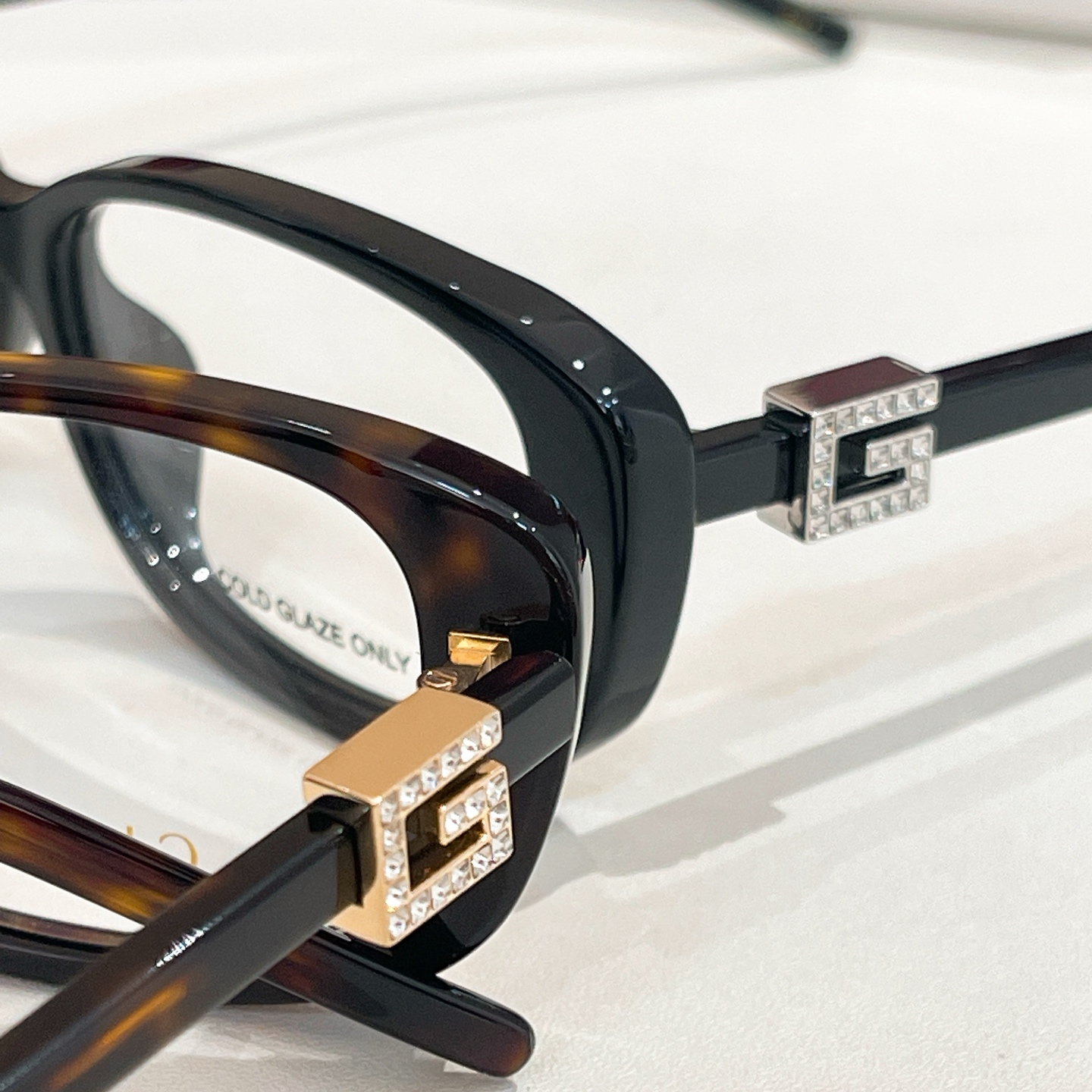 GUCCI🐝🐝🐝MODEL：GG1685OK🐝🐝🐝SIZE54口17-145🐝🐝🐝