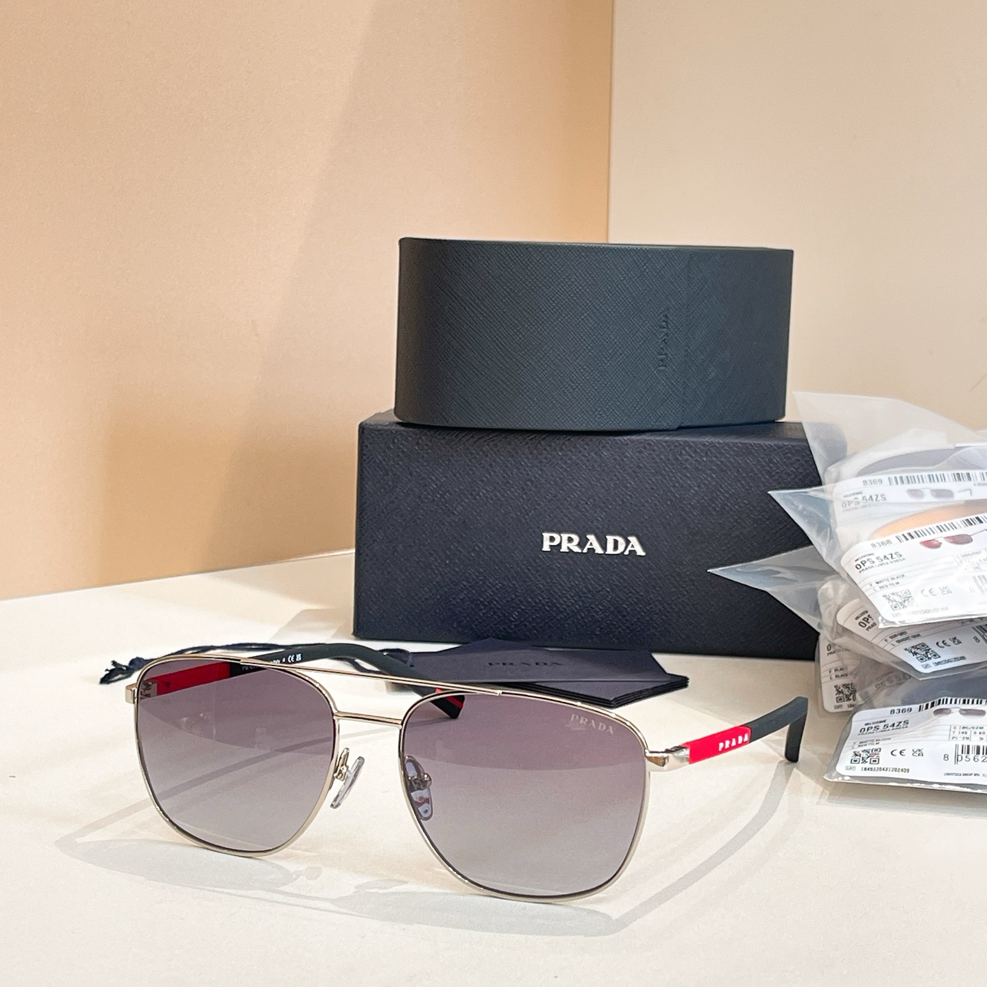 PRADA✨✨✨MODEL：SPS 54Z✨✨✨SIZE：60口17-145✨✨✨高版本～～ 