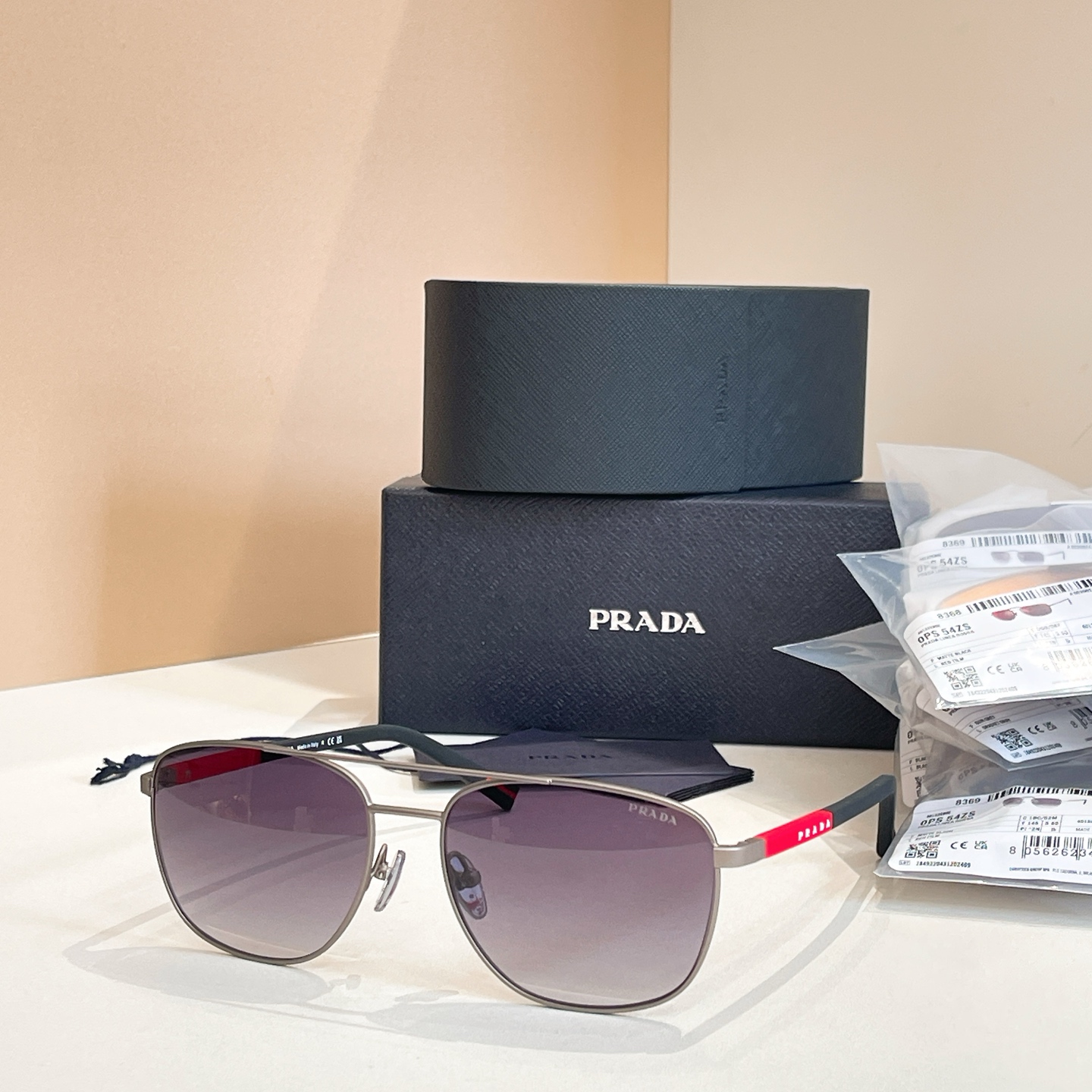 PRADA✨✨✨MODEL：SPS 54Z✨✨✨SIZE：60口17-145✨✨✨高版本～～ 