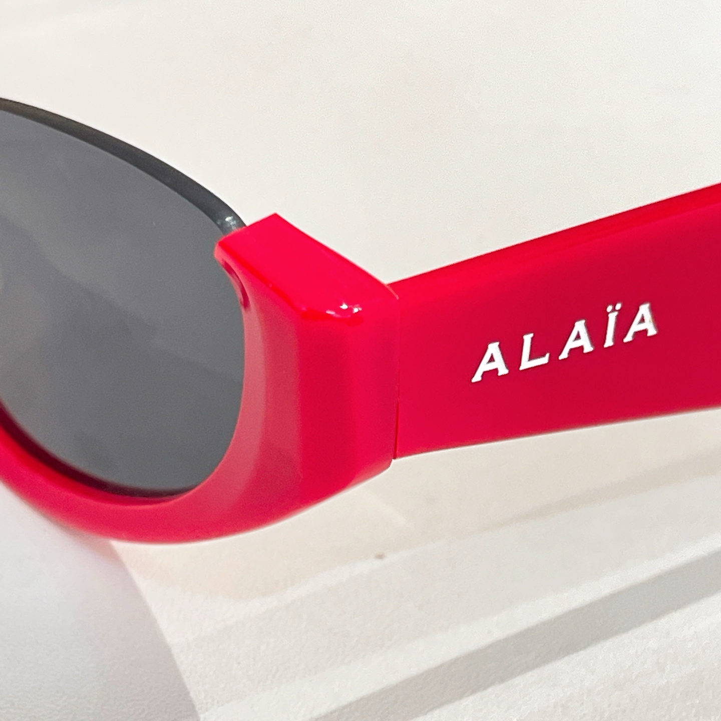 ALAIA✨✨✨MODELAA0076S✨✨✨SIZE：57口17-145✨✨✨