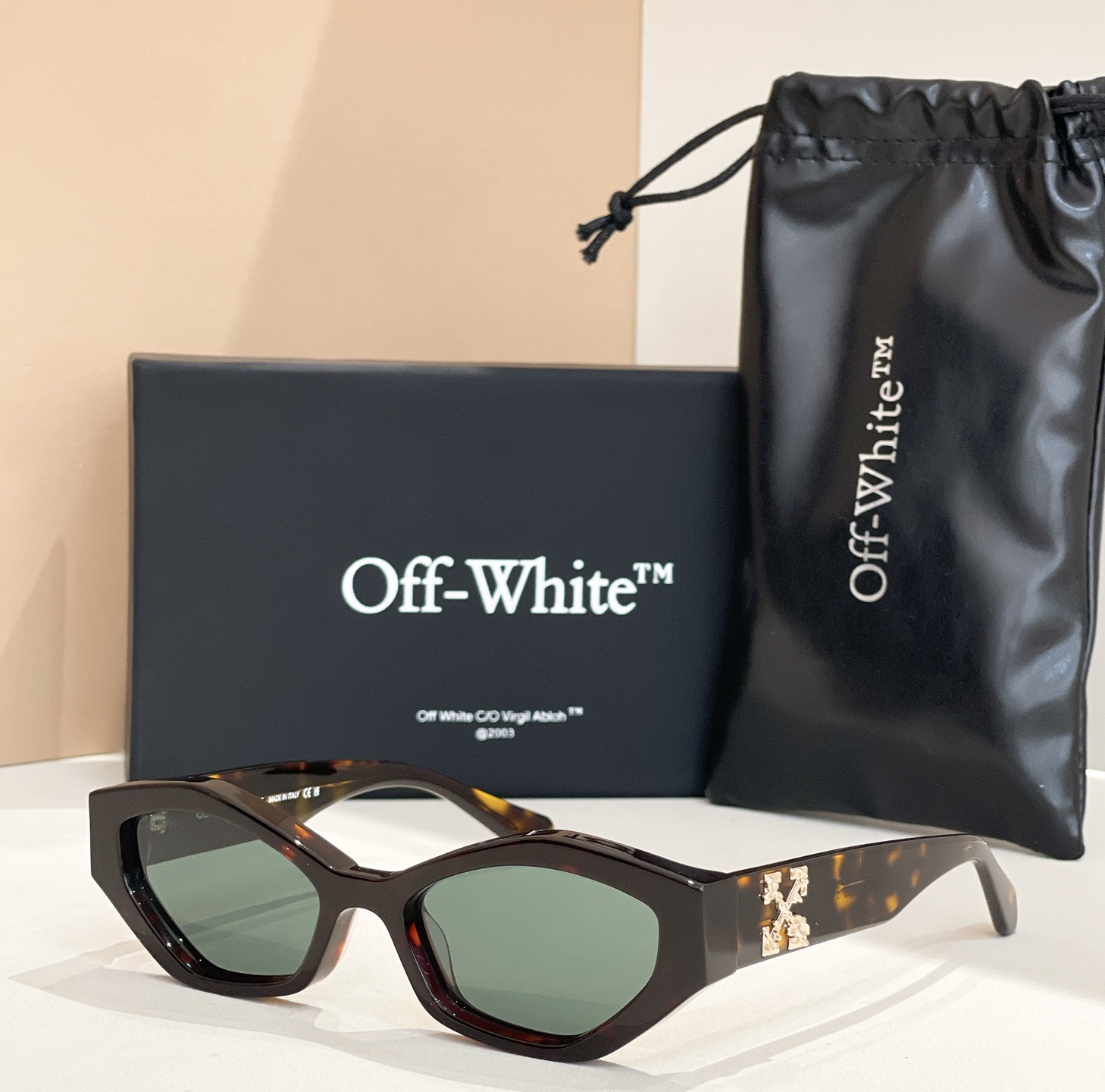 OFF WHITE🍂🍂🍂MODELOERI114 1030🍂🍂🍂SIZE55口19-145🍂🍂🍂～～配送