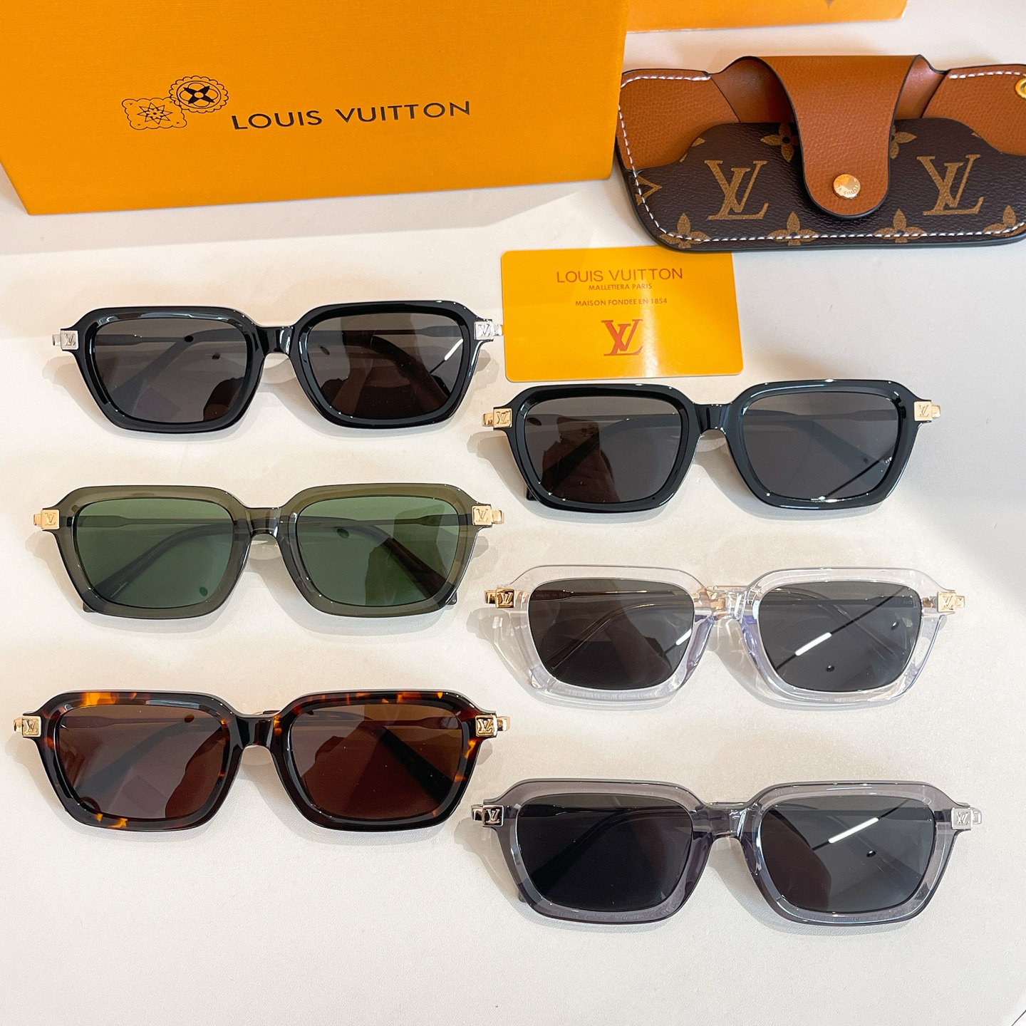 LOUIS VUITTO*✨✨✨MODEL：Z2597U ✨✨✨ SIZE：53口22-145✨✨✨