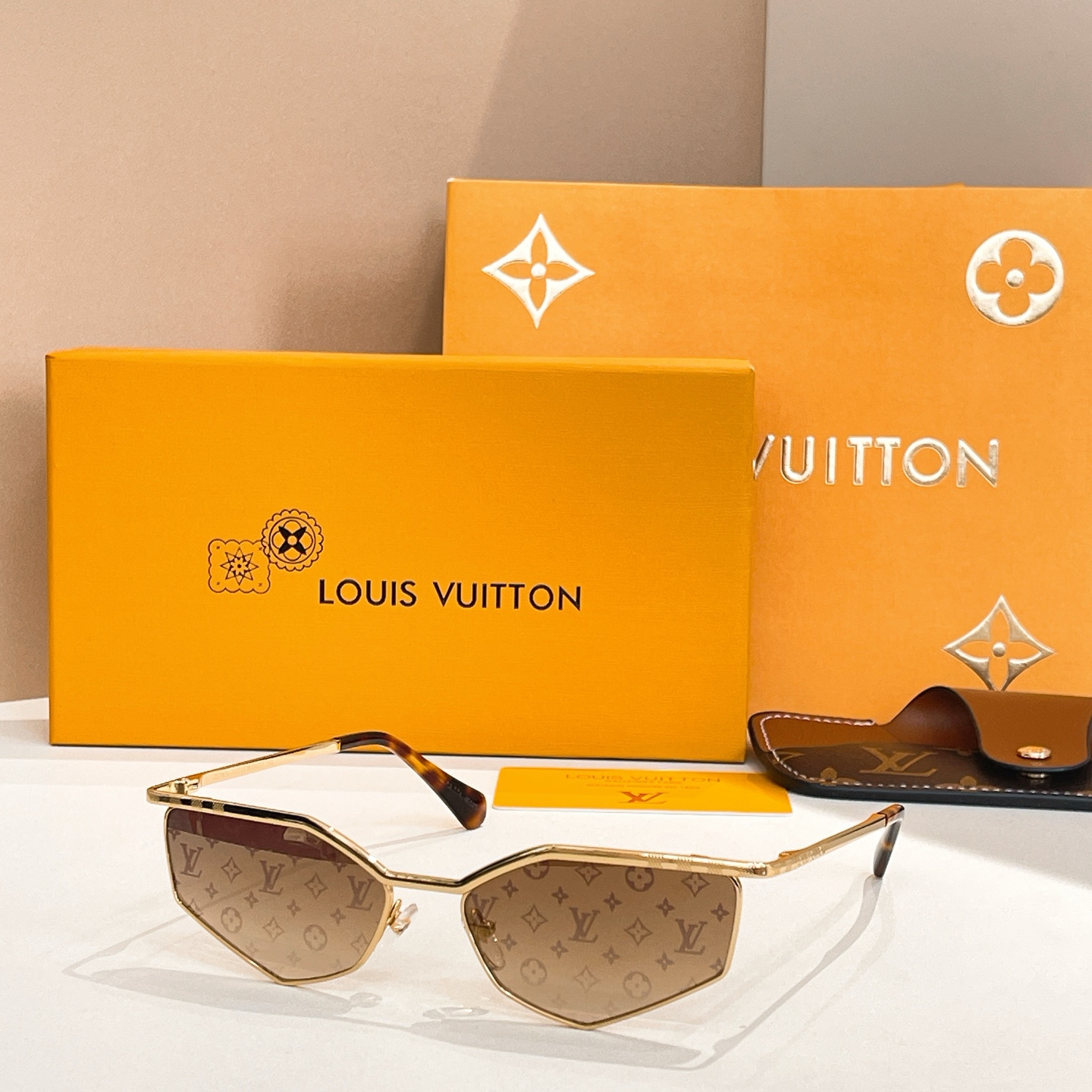 LOUIS VUITTO*✨✨✨MODEL：Z2787U  ✨✨✨ SIZE：53口22-145✨✨✨