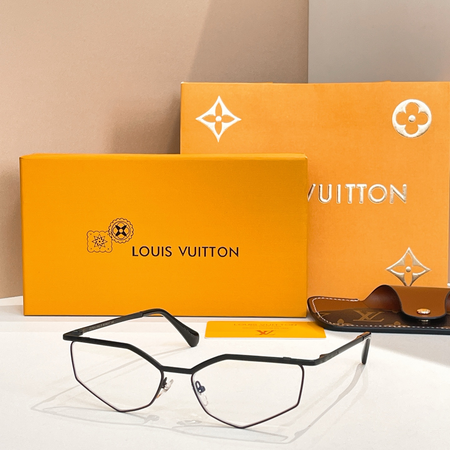 LOUIS VUITTO*✨✨✨MODEL：Z2787U  ✨✨✨ SIZE：53口22-145✨✨✨