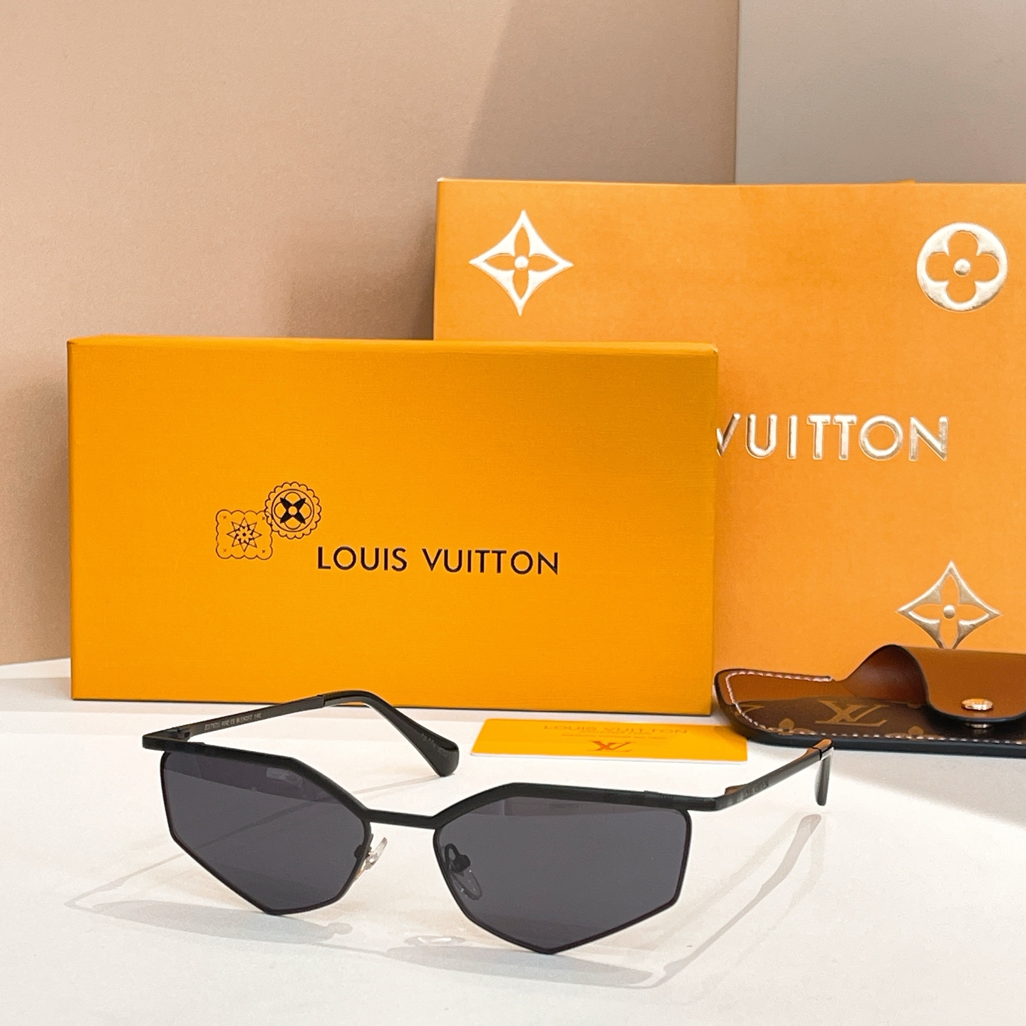 LOUIS VUITTO*✨✨✨MODEL：Z2787U  ✨✨✨ SIZE：53口22-145✨✨✨