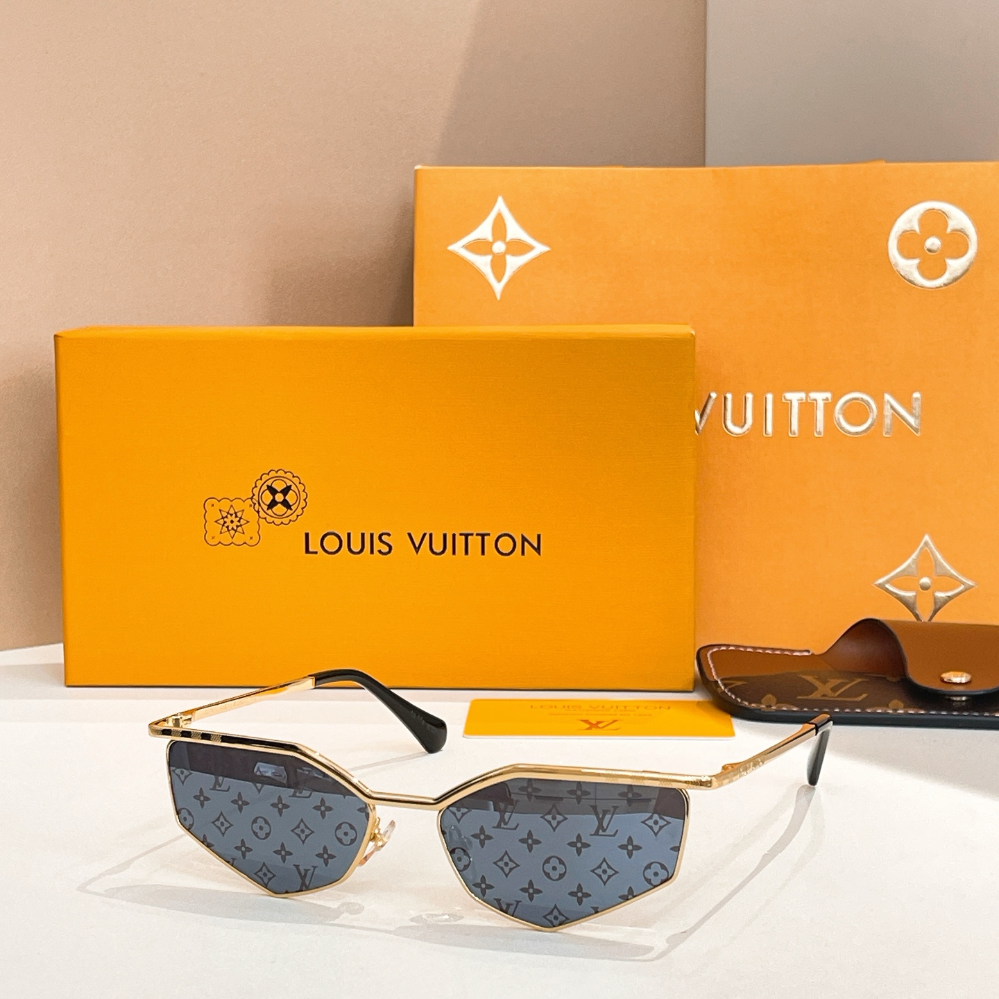 LOUIS VUITTO*✨✨✨MODEL：Z2787U  ✨✨✨ SIZE：53口22-145✨✨✨