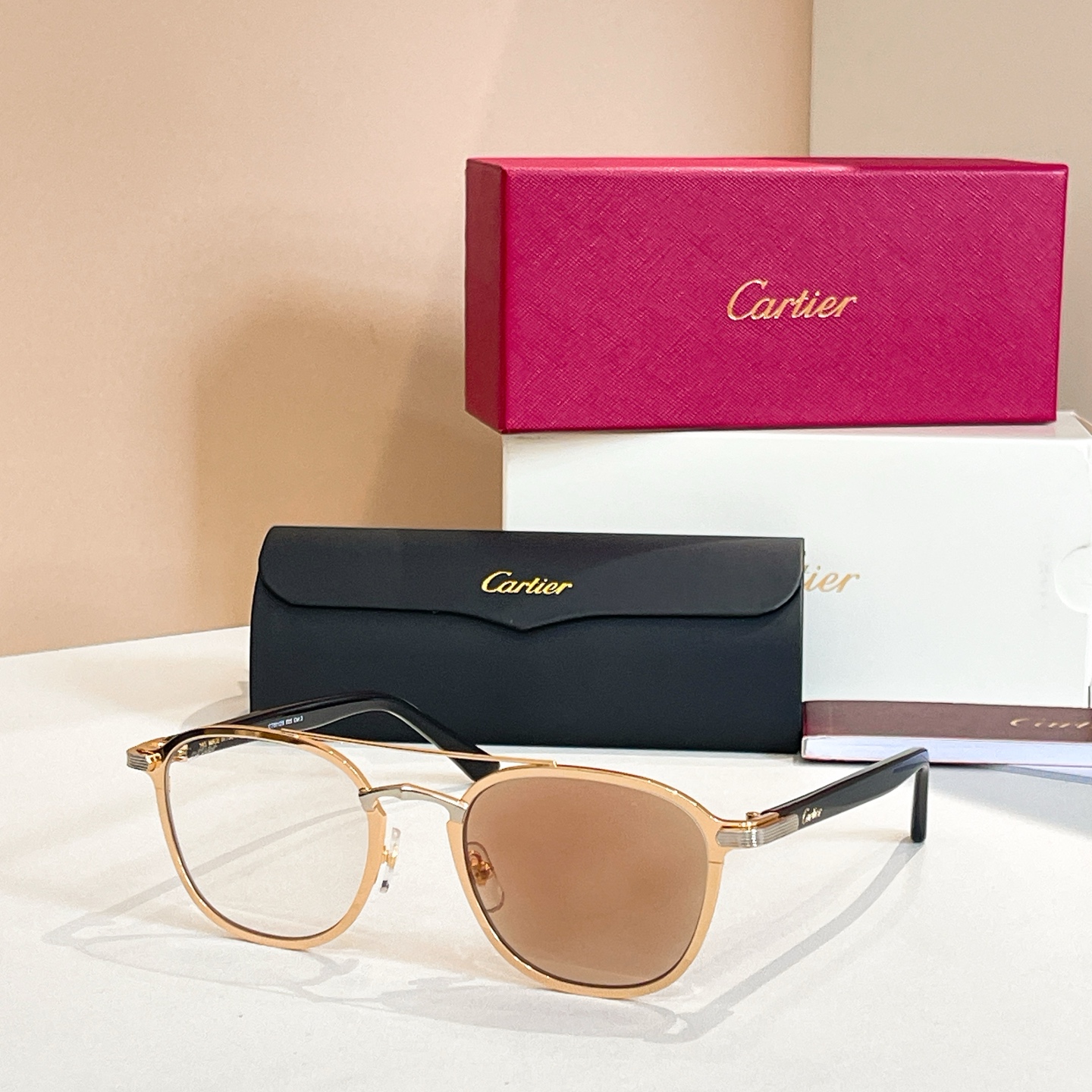 Cartie*✨✨✨MODEL：CT0012S✨✨✨SIZE：56口17-140✨✨✨太阳镜，变色片