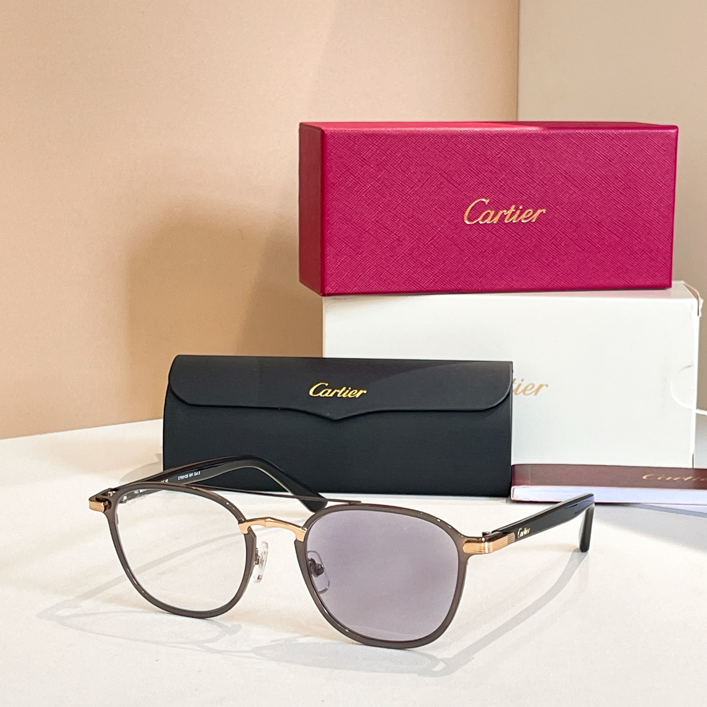 Cartie*✨✨✨MODEL：CT0012S✨✨✨SIZE：56口17-140✨✨✨太阳镜，变色片