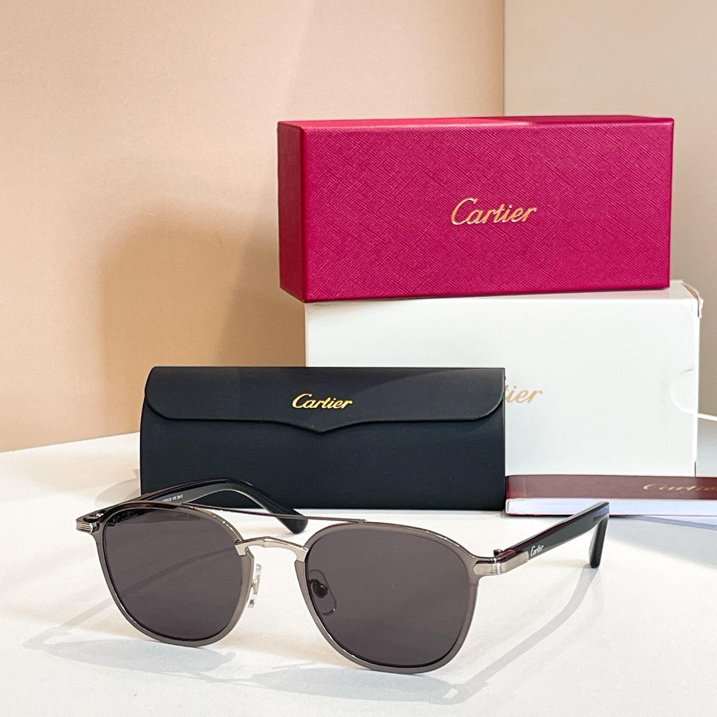 Cartie*✨✨✨MODEL：CT0012S✨✨✨SIZE：56口17-140✨✨✨太阳镜，变色片