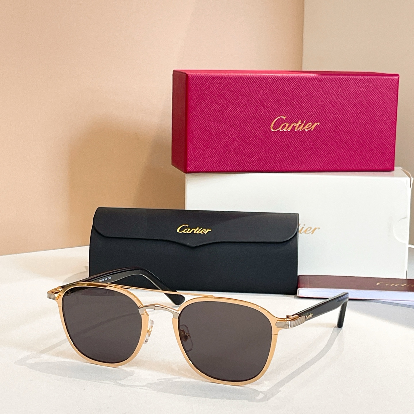 Cartie*✨✨✨MODEL：CT0012S✨✨✨SIZE：56口17-140✨✨✨太阳镜，变色片