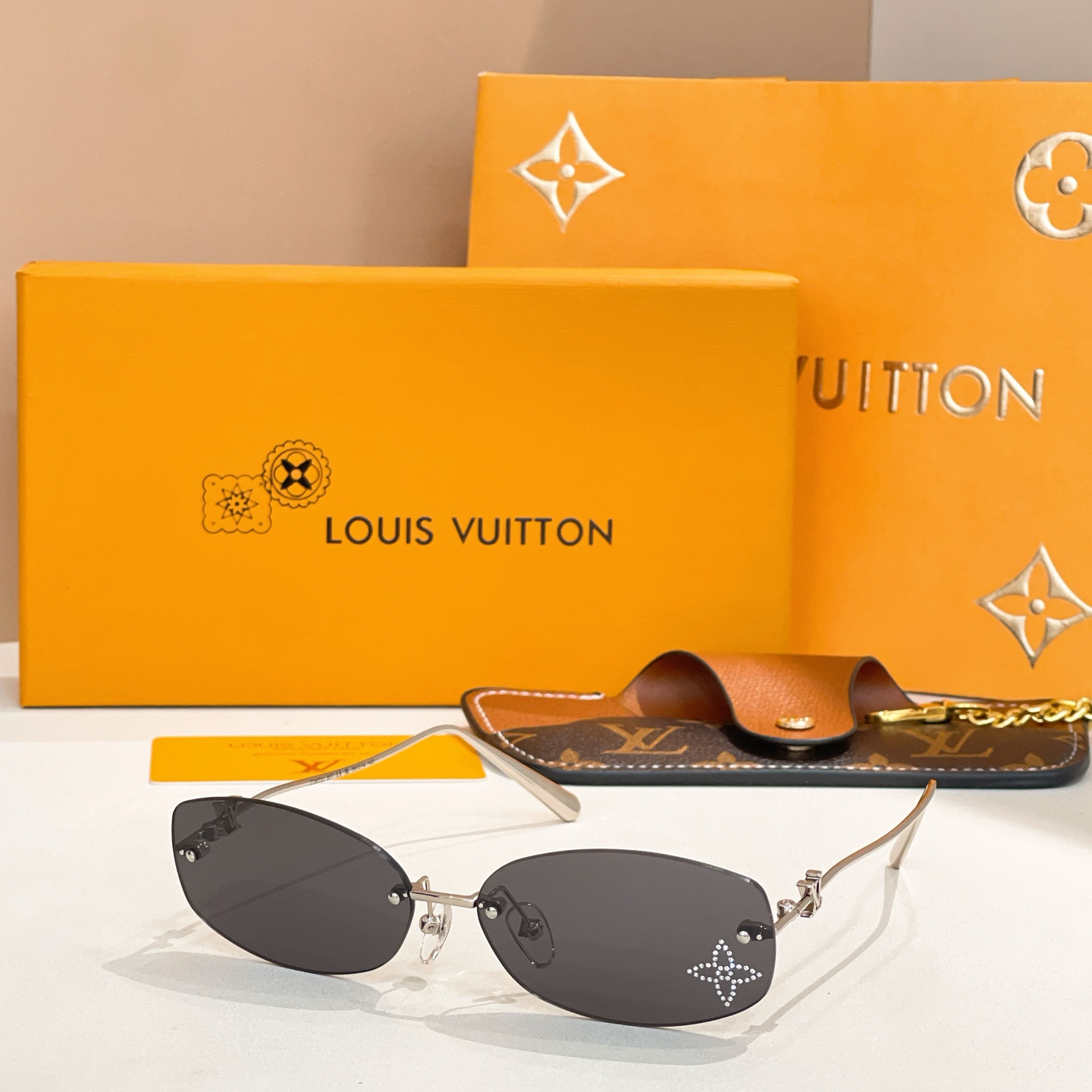 LOUIS VUITTO*✨✨✨MODEL：Z2803U✨✨✨ SIZE：58口14-140✨✨✨