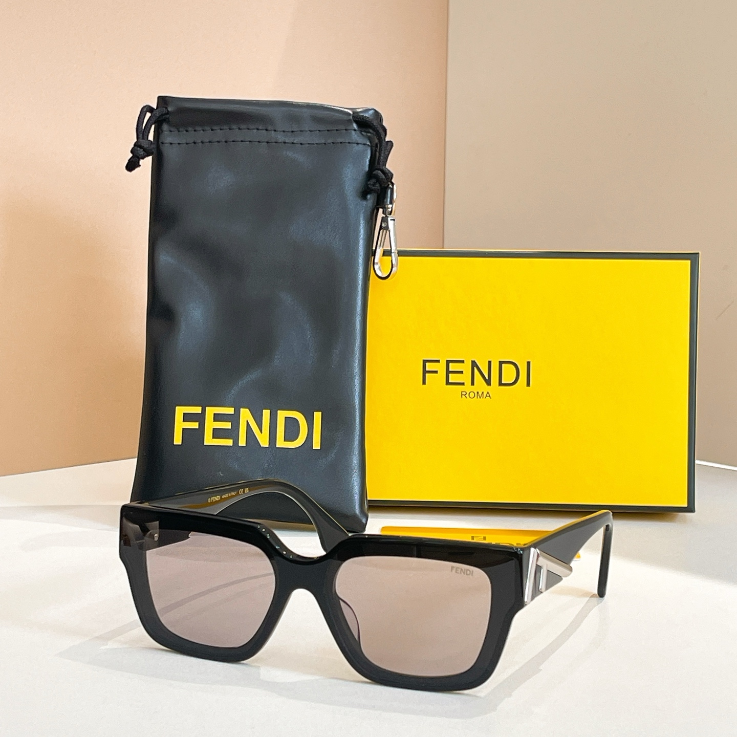 FEND*✨✨✨MODEL：FE4098✨✨ SIZE：63口14-140✨✨✨