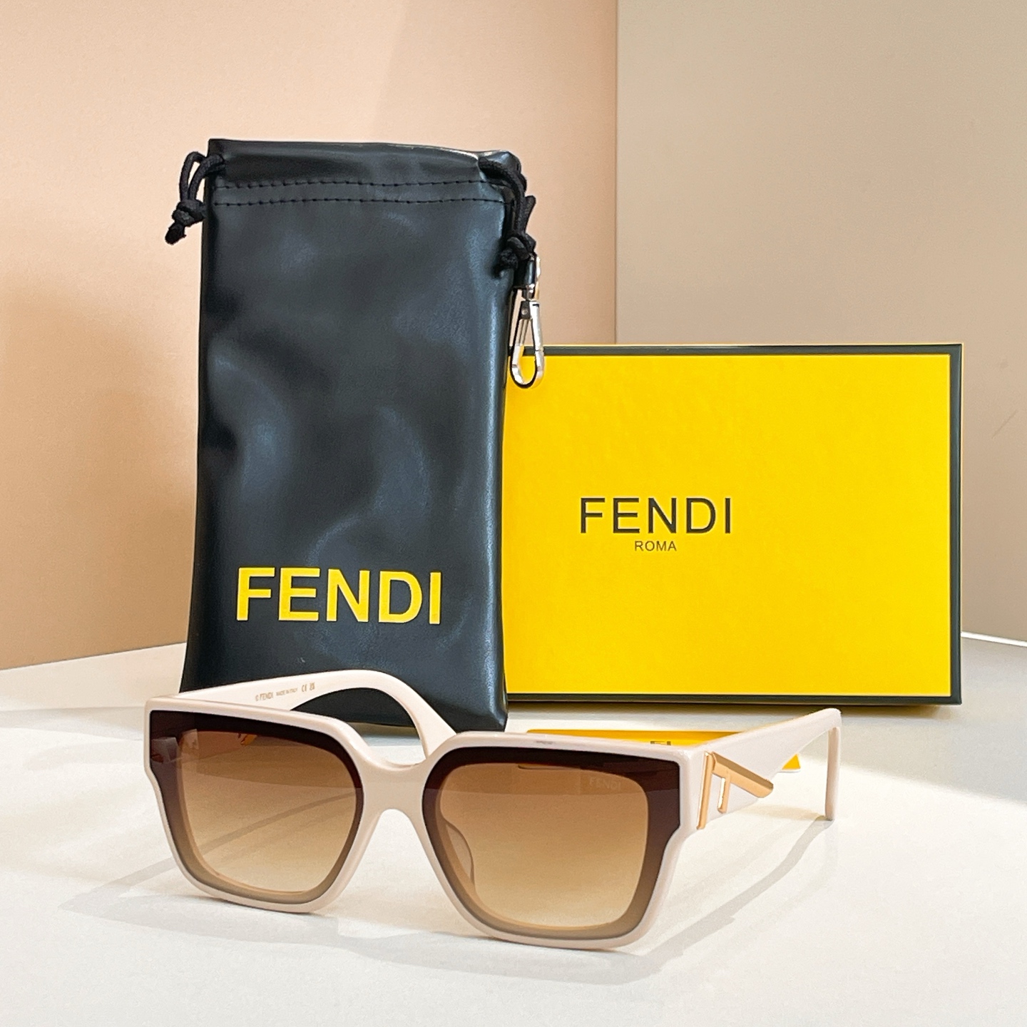 FEND*✨✨✨MODEL：FE4098✨✨ SIZE：63口14-140✨✨✨