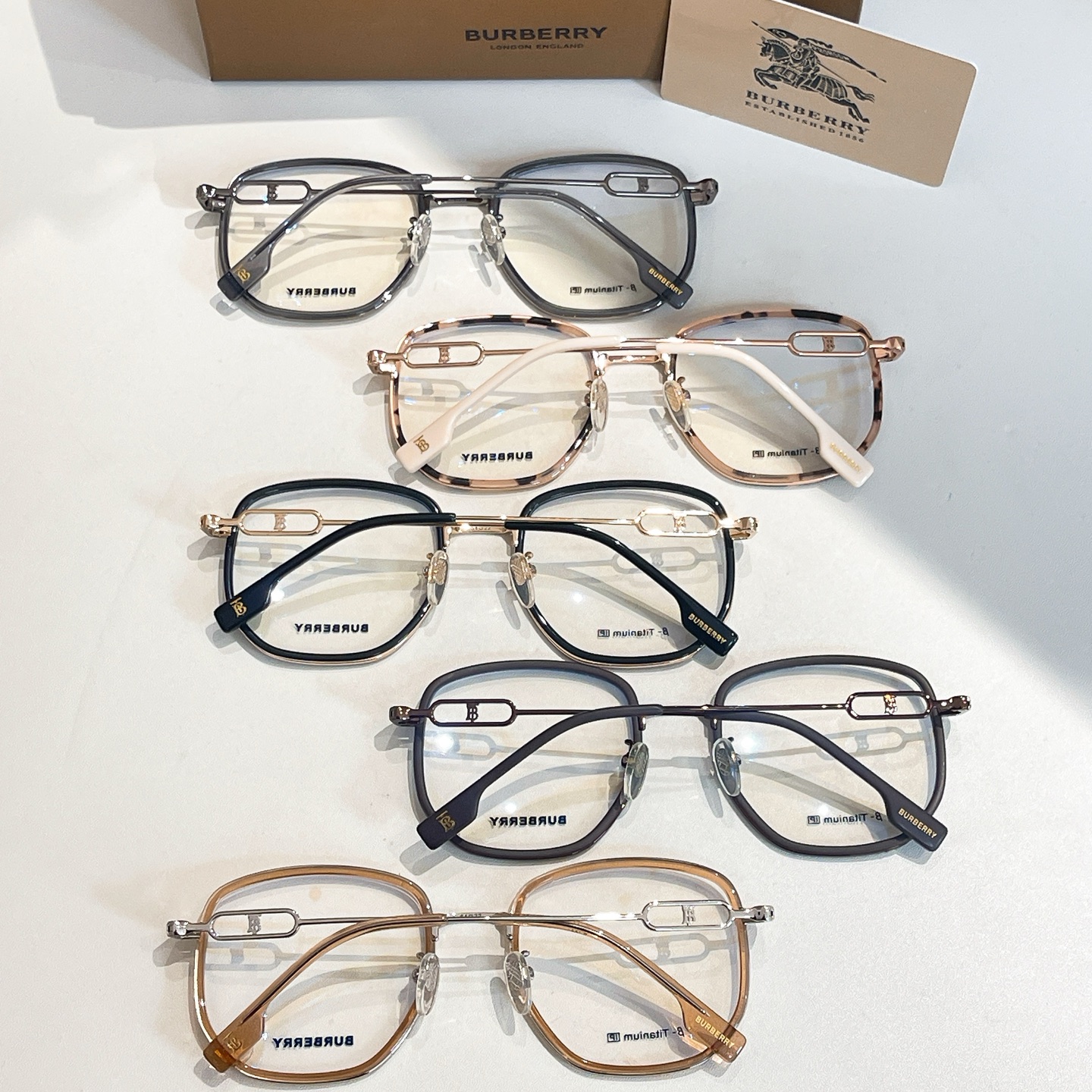 BURBERR*🌟🌟🌟MODEL：B 1361🌟🌟🌟SIZE：54口22-145🌟🌟🌟