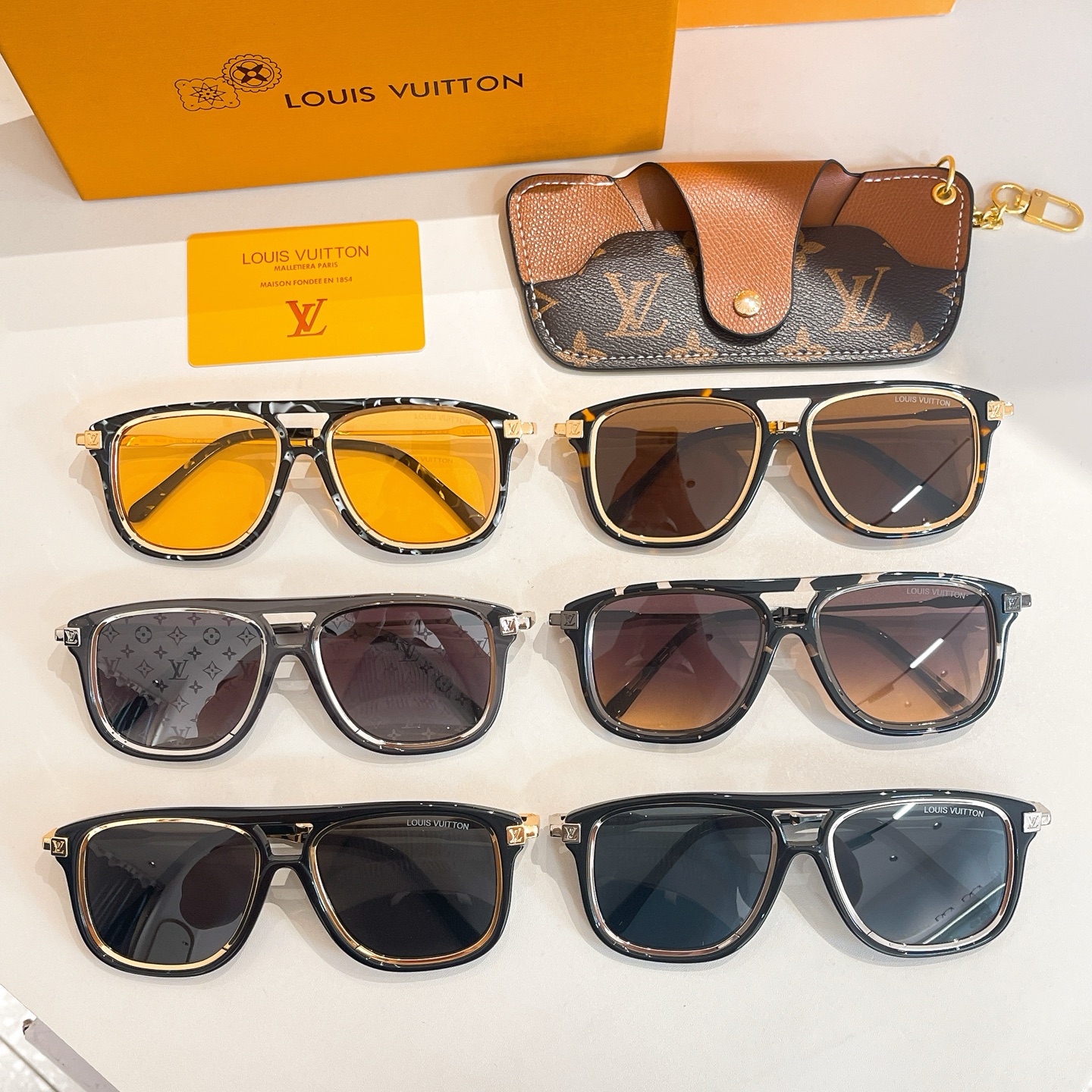 LOUIS VUITTO*✨✨✨MODEL：Z2595U  ✨✨✨ SIZE：56口18-150✨✨✨