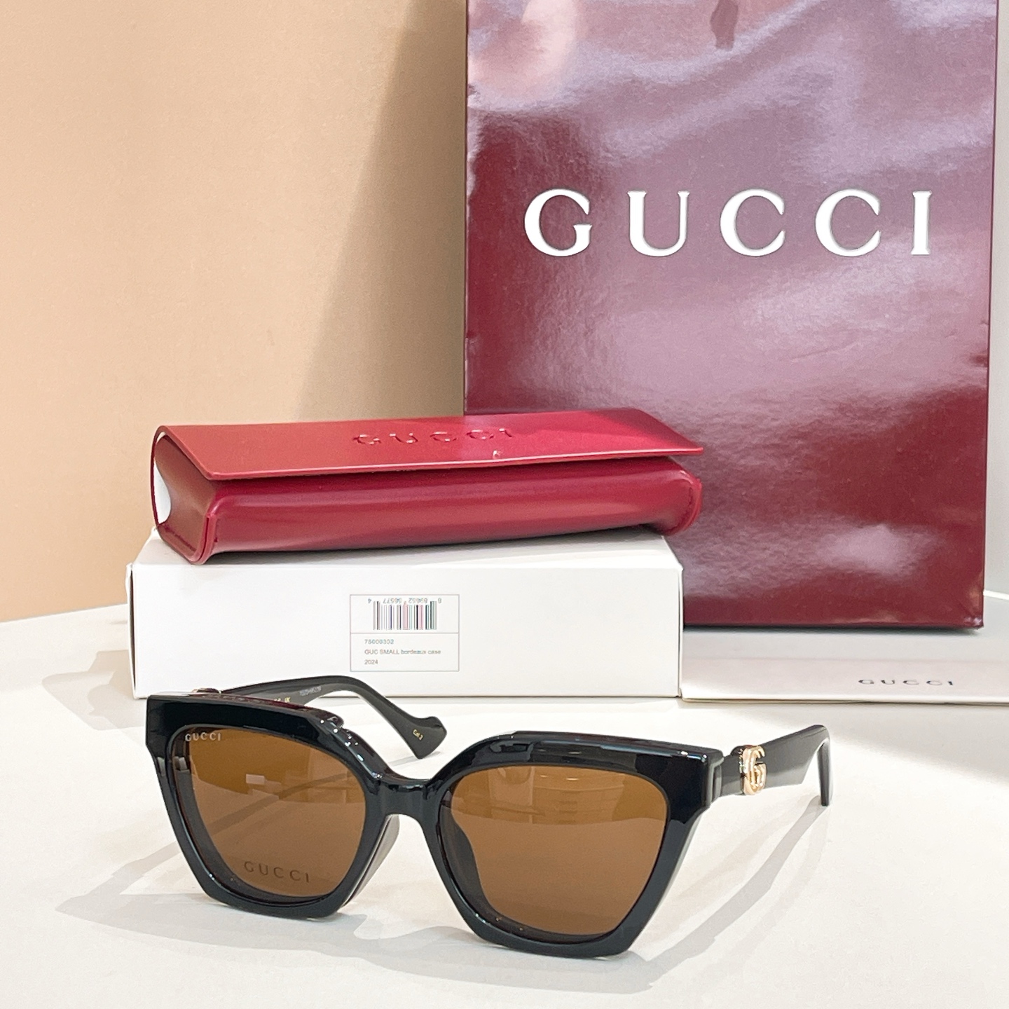 GUCC*🐝🐝🐝MODELGG1542S🐝🐝🐝SIZE 55口17-140🐝🐝🐝挂片款～～