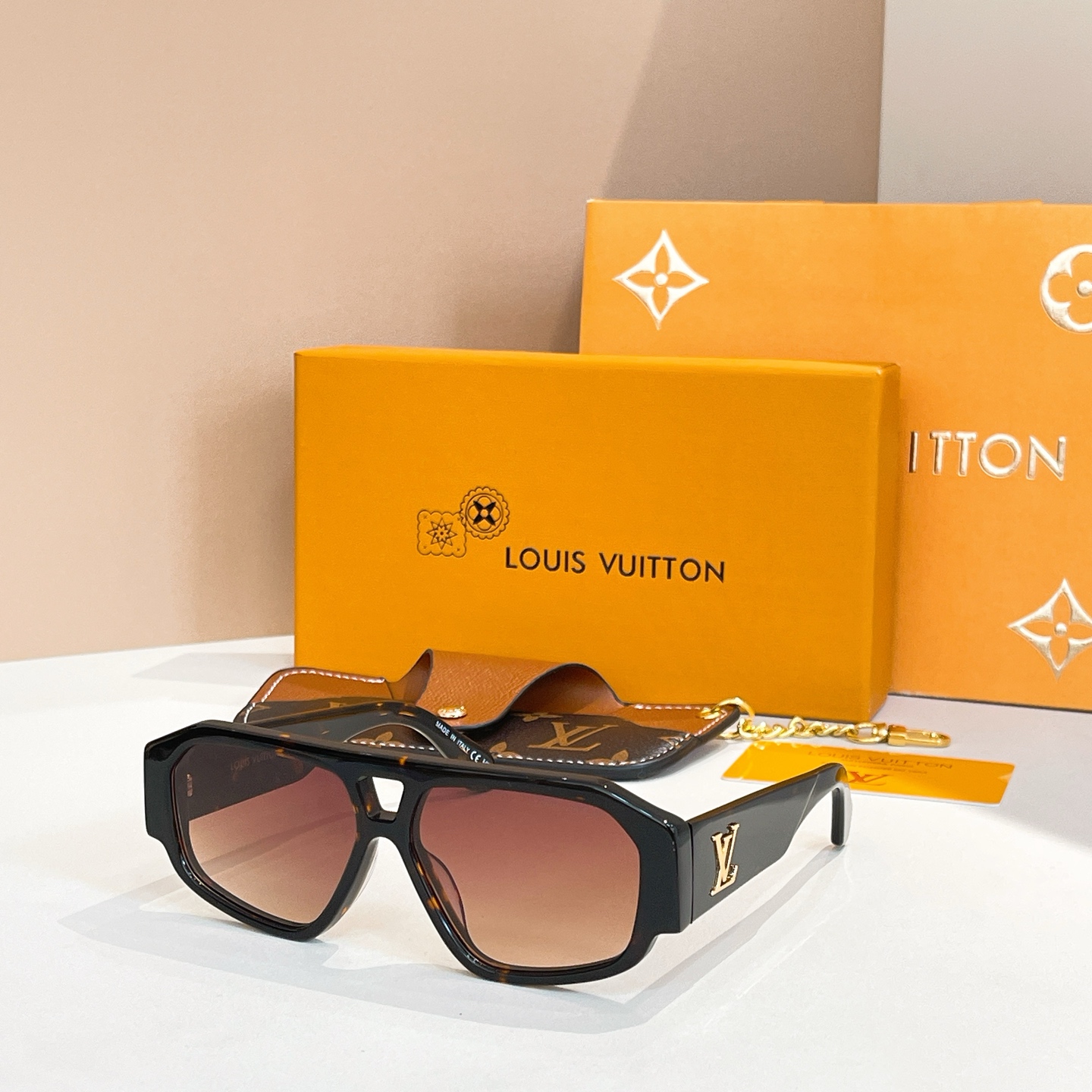 LOUIS VUITTO*✨✨✨MODEL：Z2870W  ✨✨✨ SIZE：58口14-145✨✨✨