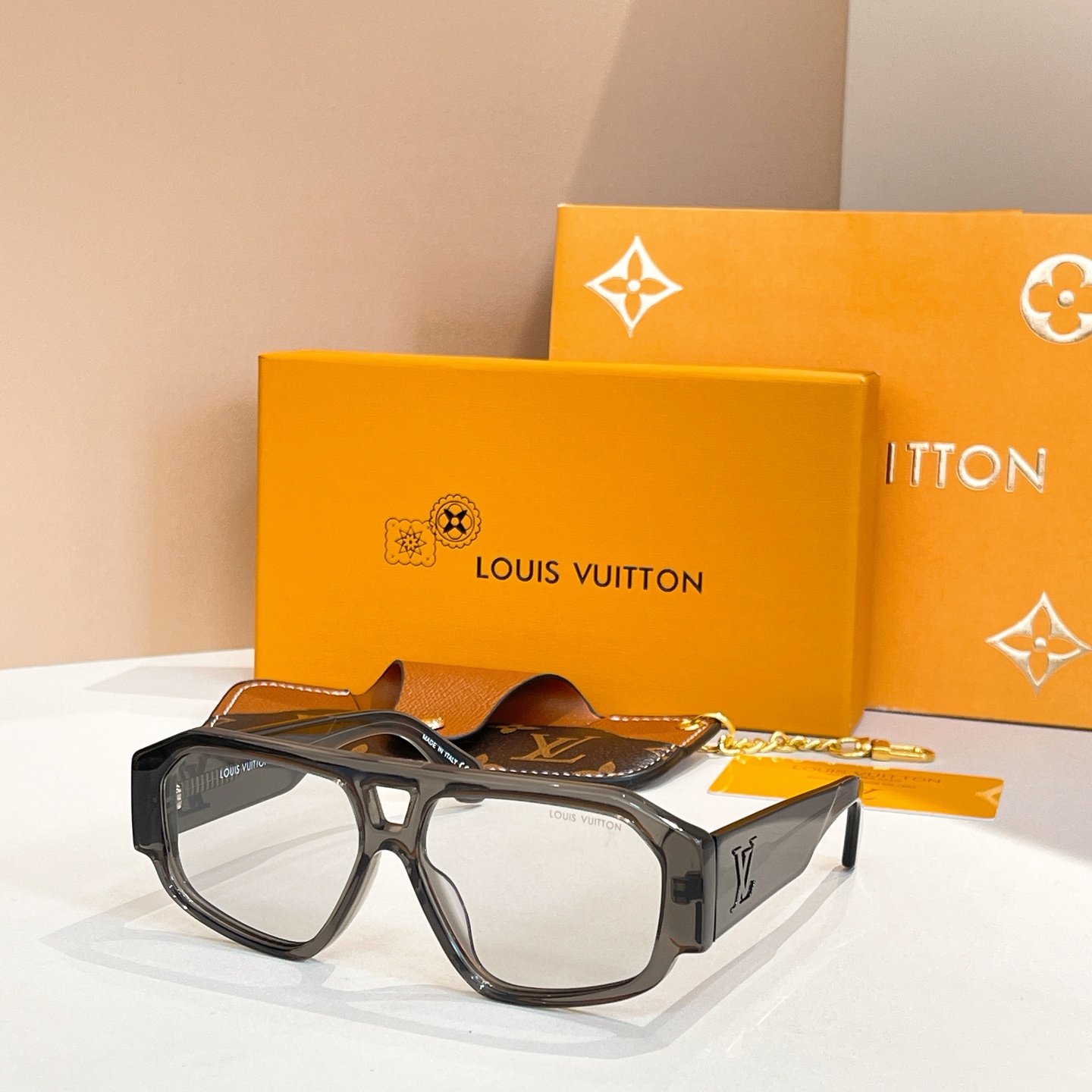 LOUIS VUITTO*✨✨✨MODEL：Z2870W  ✨✨✨ SIZE：58口14-145✨✨✨