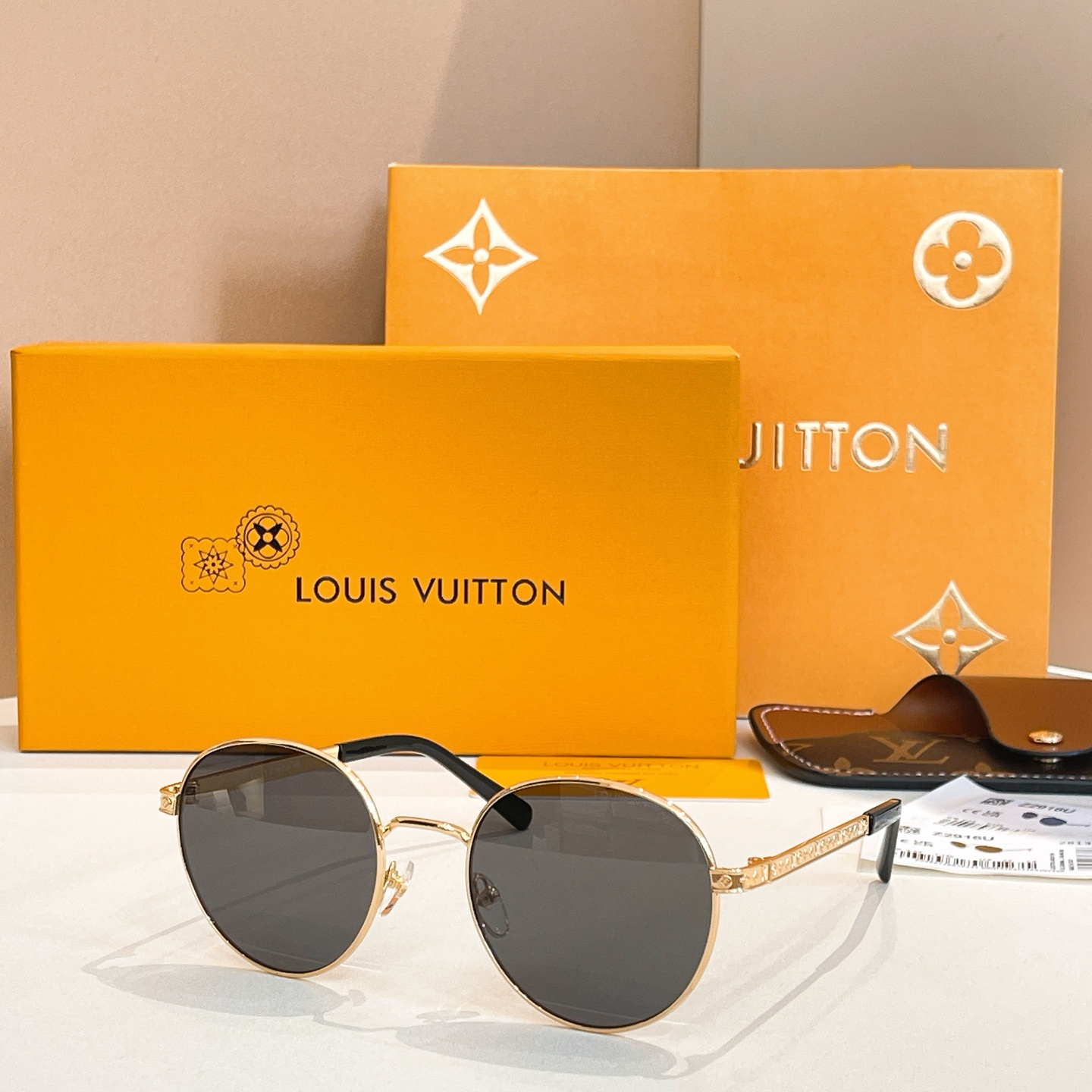 LOUIS VUITTO*✨✨✨MODEL：Z2916U  ✨✨✨ SIZE：54口22-145✨✨✨