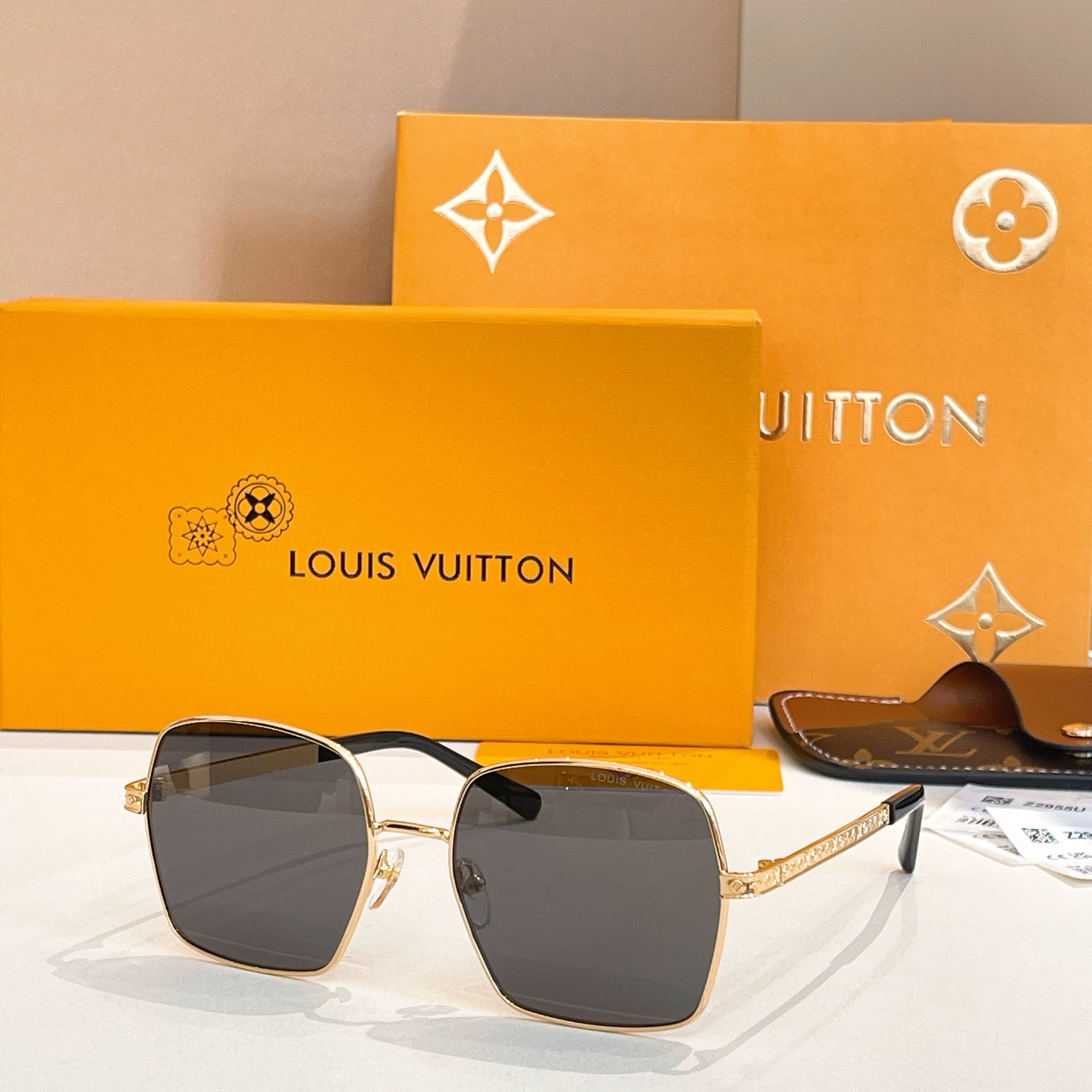 LOUIS VUITTO*✨✨✨MODEL：Z2955U  ✨✨✨ SIZE：56口19-145✨✨✨
