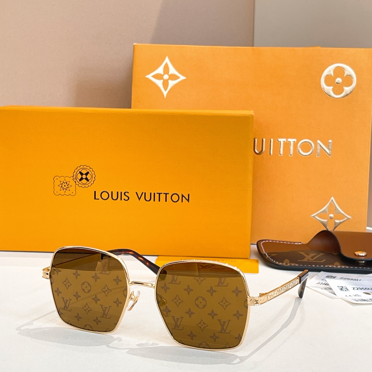 LOUIS VUITTO*✨✨✨MODEL：Z2955U  ✨✨✨ SIZE：56口19-145✨✨✨