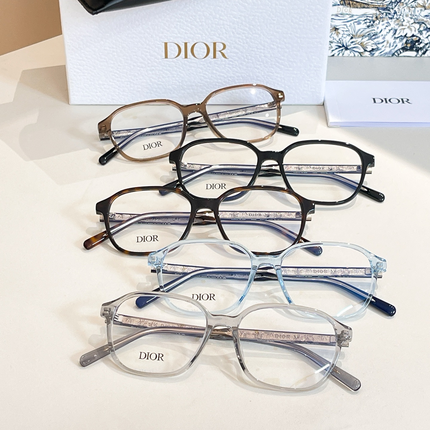 DIOR✨✨✨MODEL InDior O S3I ✨✨✨SIZE：53口21-145✨✨✨