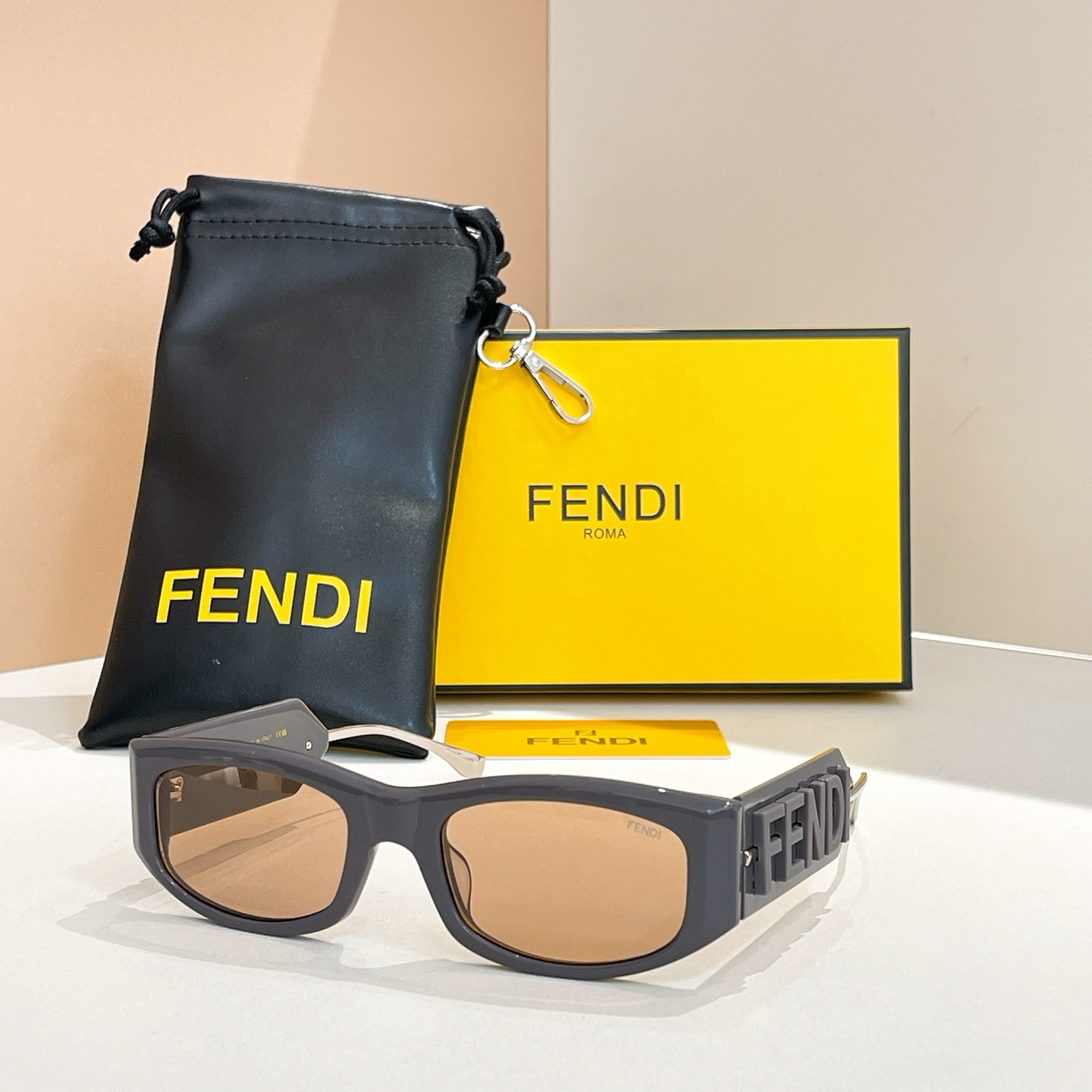 FEND*✨✨✨MODEL：FE 4087✨✨ SIZE：55口21-145✨✨✨