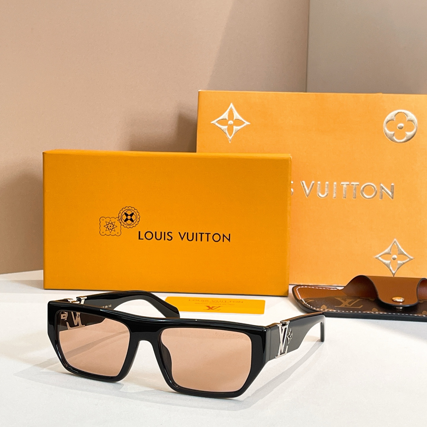 LOUIS VUITTO*✨✨✨MODEL：Z2873U  ✨✨✨ SIZE：57口18-145✨✨✨
