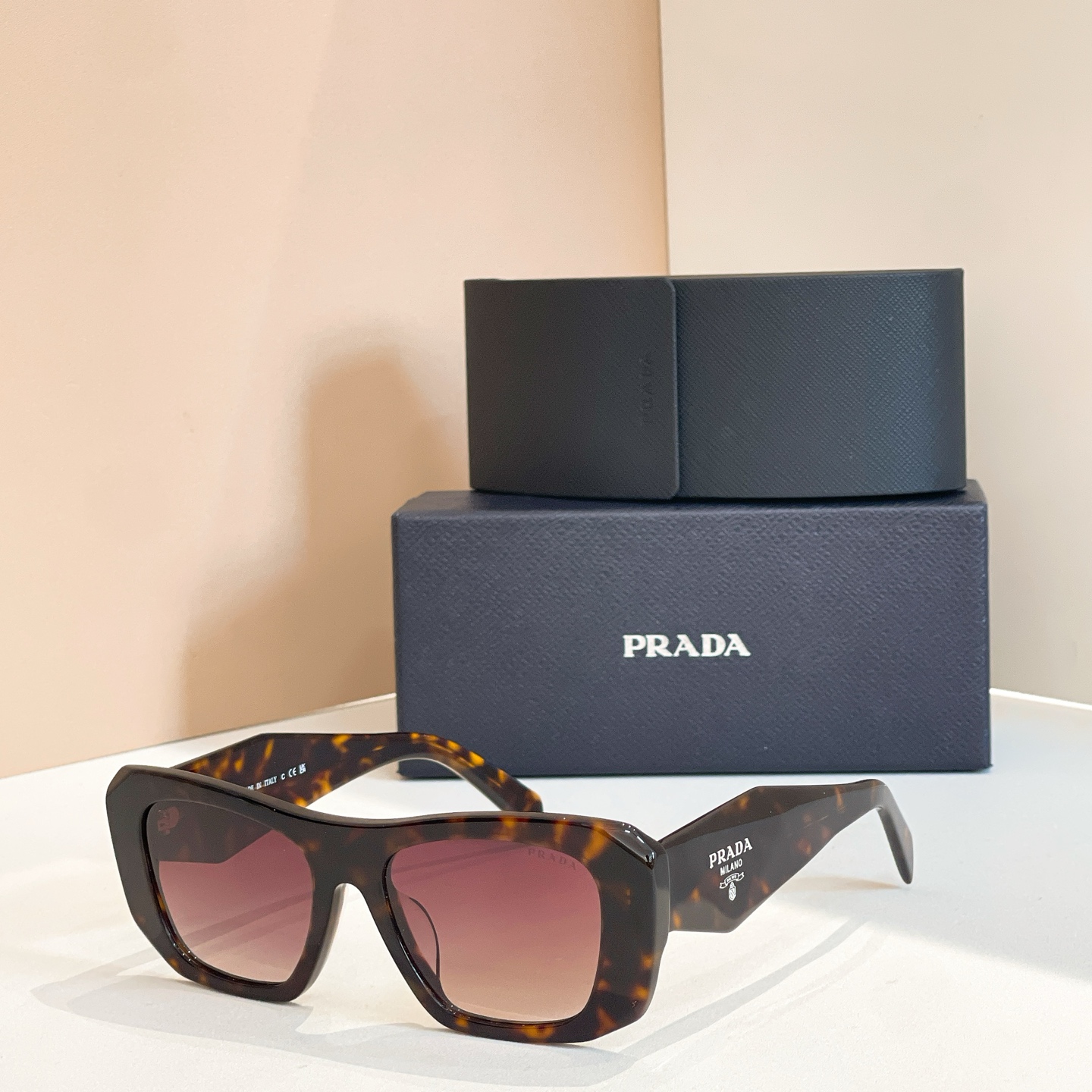 PRADA✨✨✨MODEL：SPRB18✨✨✨SIZE：54口18-145✨✨✨ 
