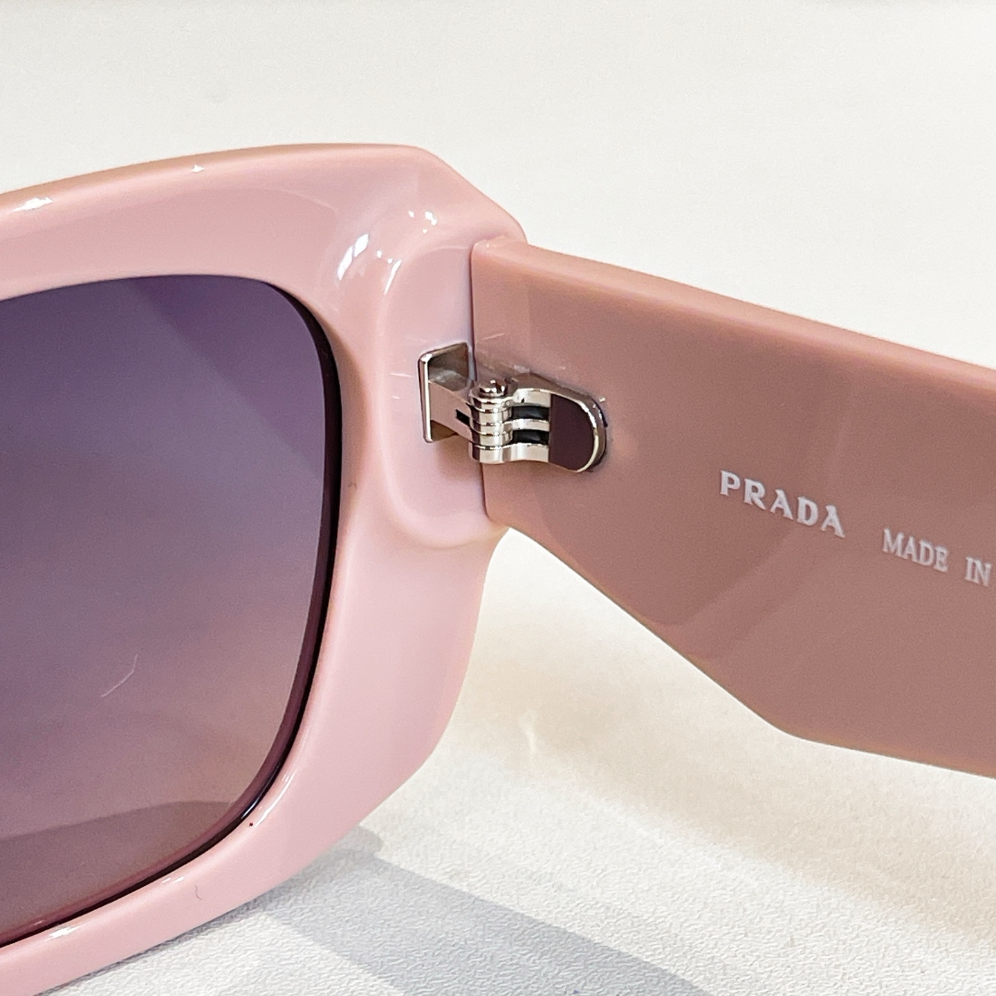 PRADA✨✨✨MODEL：SPRB18✨✨✨SIZE：54口18-145✨✨✨ 