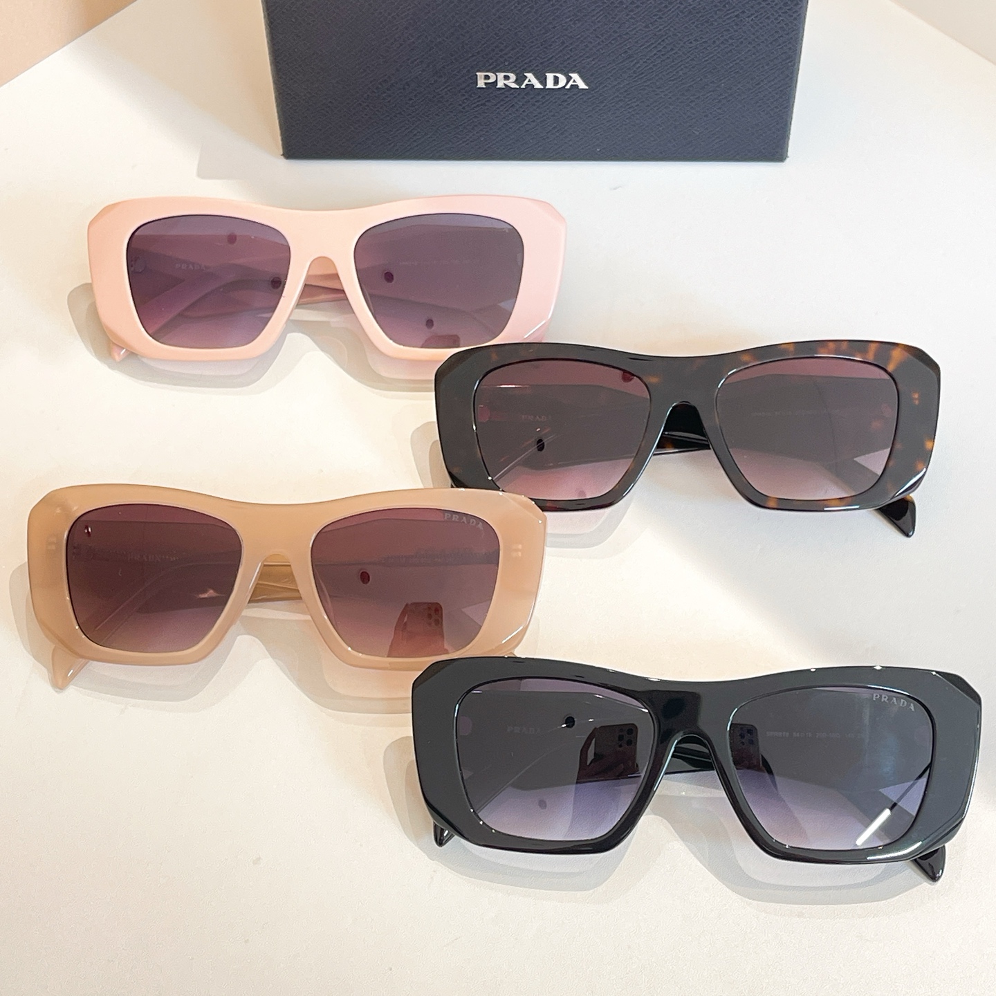 PRADA✨✨✨MODEL：SPRB18✨✨✨SIZE：54口18-145✨✨✨ 
