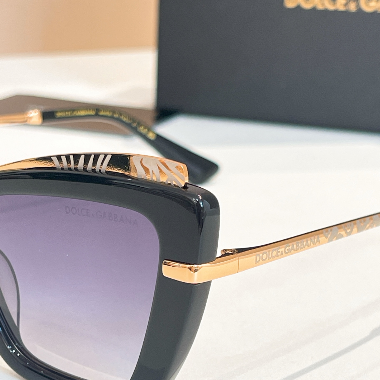 DOLCE & GABBAN*🌟🌟🌟MODEL：DG4472 🌟🌟🌟SIZE61口14-145🌟🌟🌟