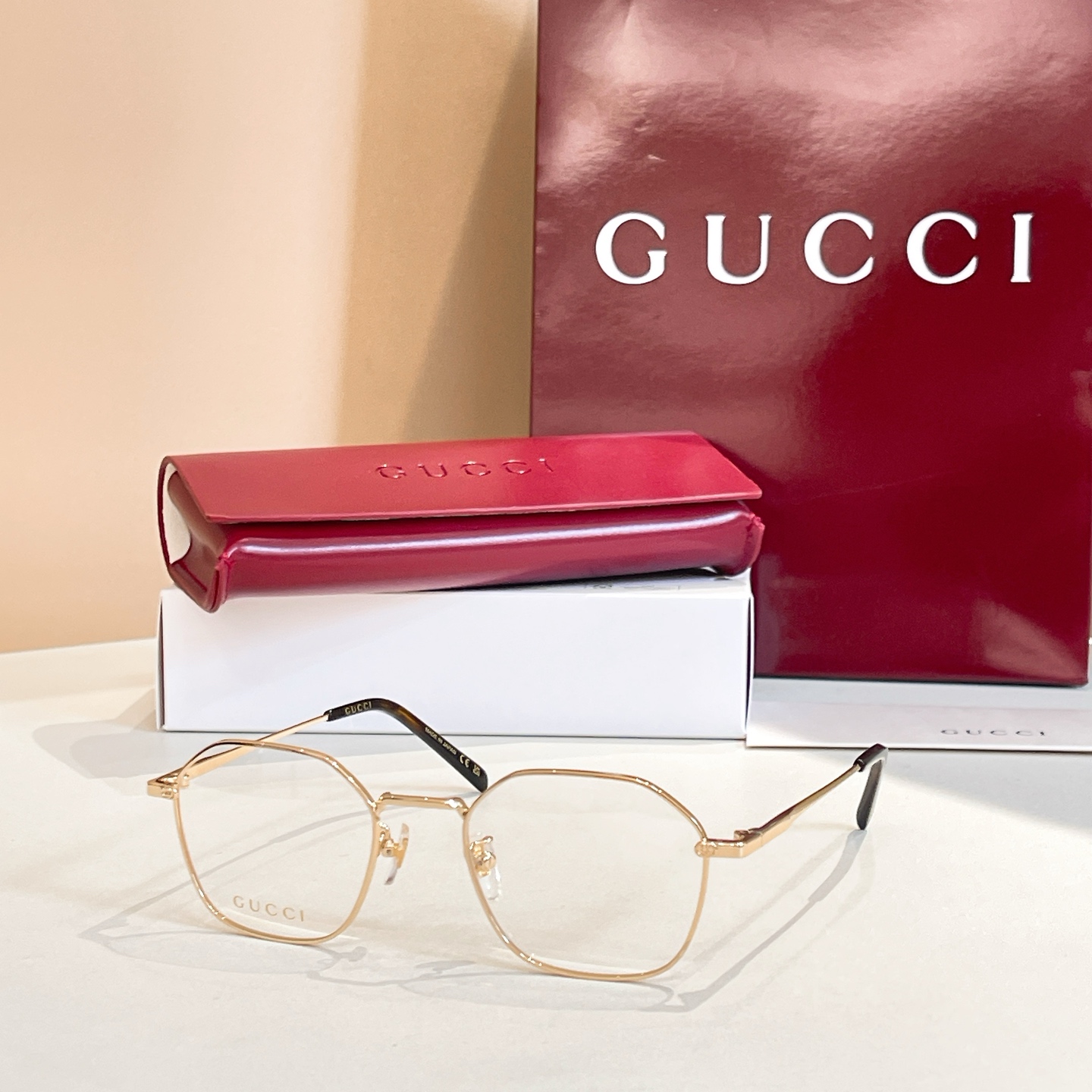 GUCC*🐝🐝🐝MODELGG1956OK 🐝🐝🐝SIZE 56口16-145🐝🐝🐝～