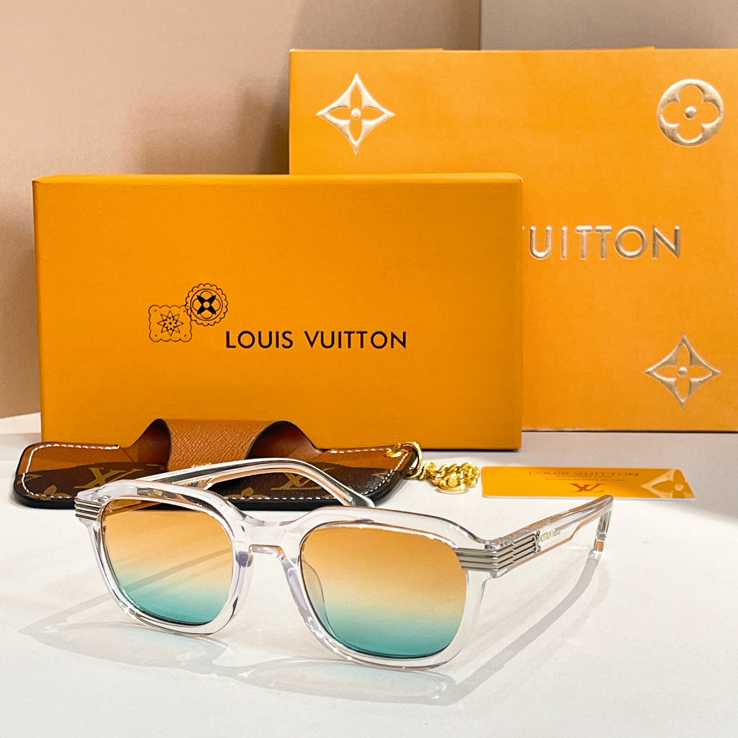 LOUIS VUITTO*✨✨✨MODEL：Z2789U ✨✨✨ SIZE：53口22-145✨✨✨