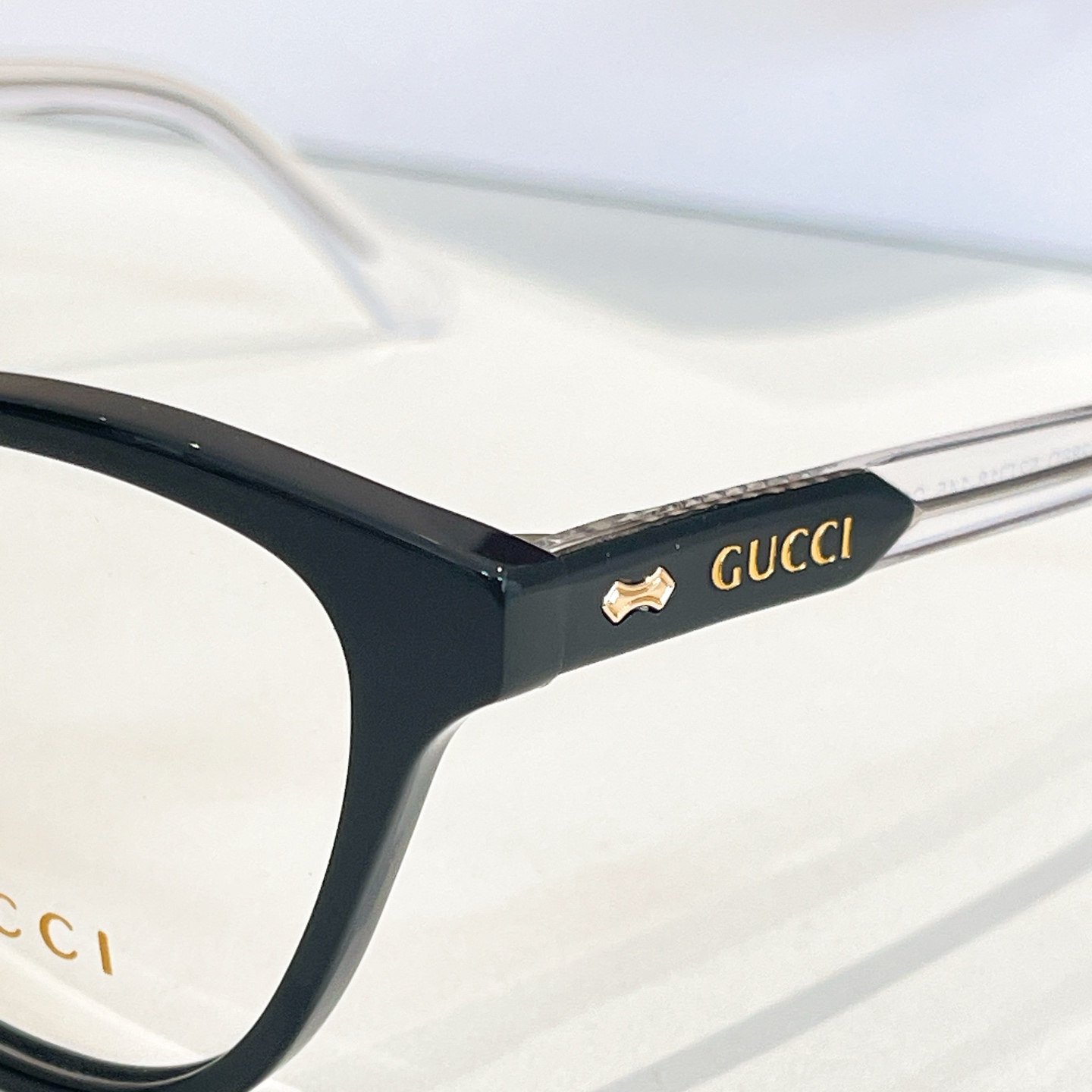 GUCC*🐝🐝🐝MODEL：GG1286O🐝🐝🐝SIZE：52口18-145🐝🐝
