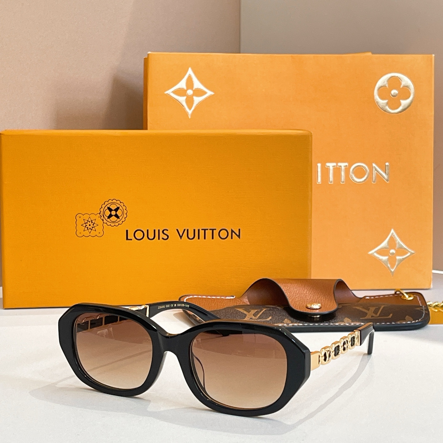 LOUIS VUITTO*✨✨✨MODEL：Z2649U✨✨✨ SIZE：53口20-145✨✨✨