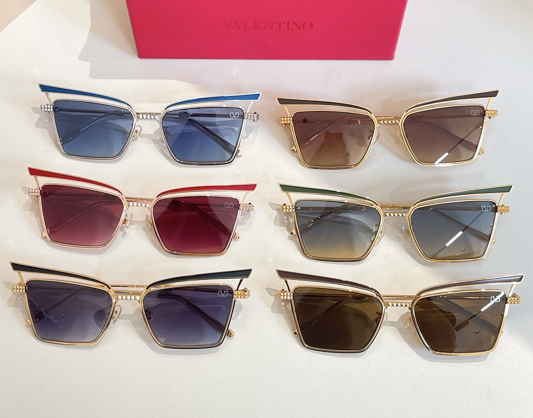 VALENTINO✨✨✨MODEL：VA5038✨✨✨SIZE：57口17-145✨ ✨  