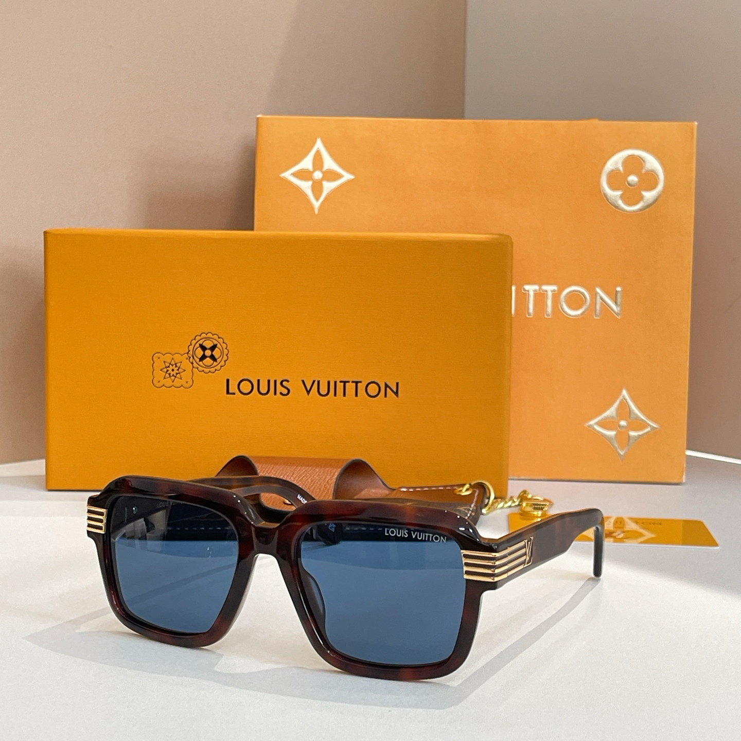 LOUIS VUITTO*✨✨✨MODEL：Z2739U✨✨✨ SIZE：55口19-145✨✨✨