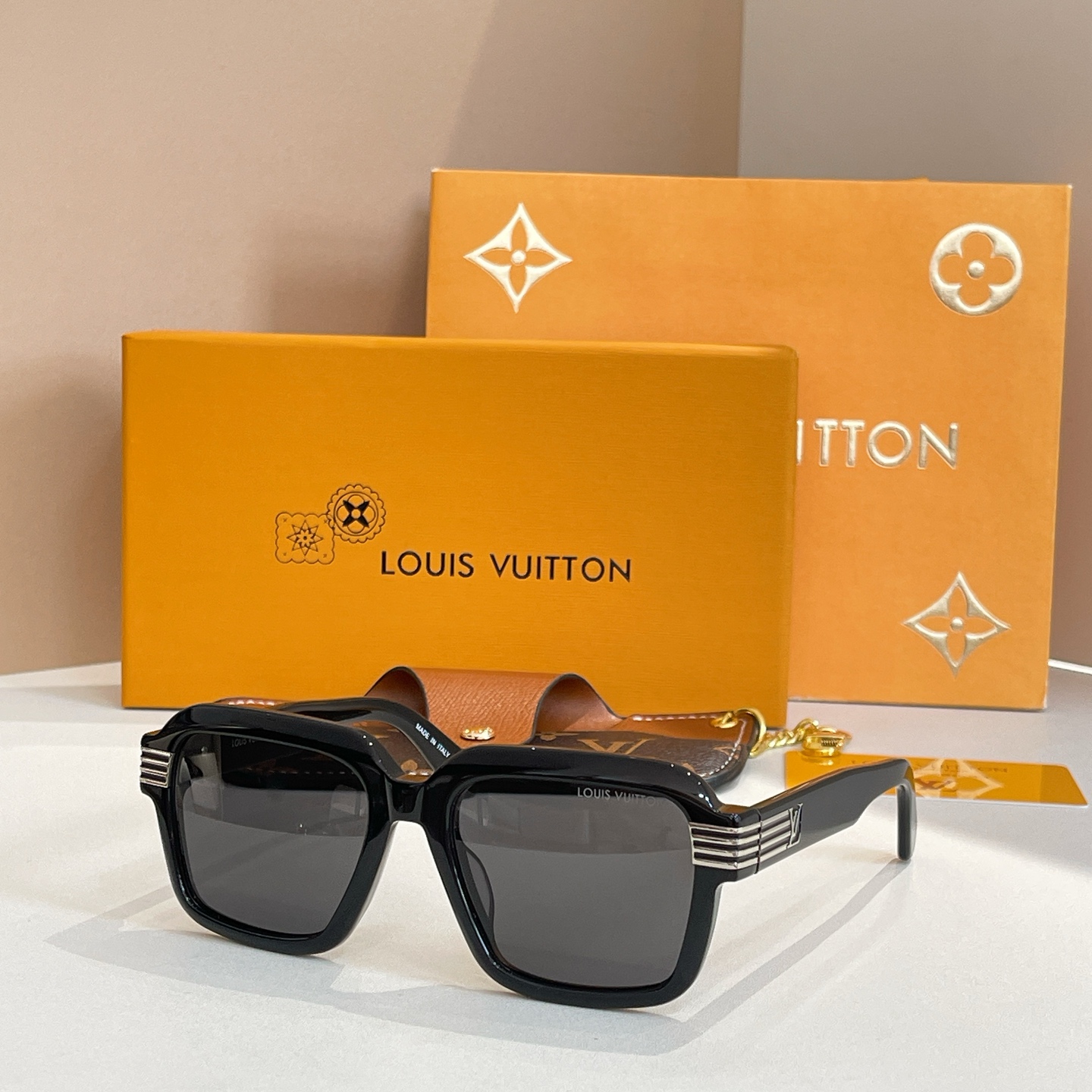 LOUIS VUITTO*✨✨✨MODEL：Z2739U✨✨✨ SIZE：55口19-145✨✨✨