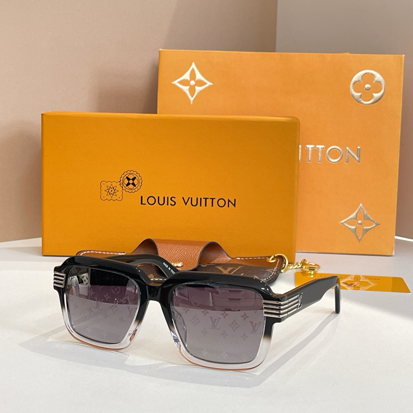 LOUIS VUITTO*✨✨✨MODEL：Z2739U✨✨✨ SIZE：55口19-145✨✨✨