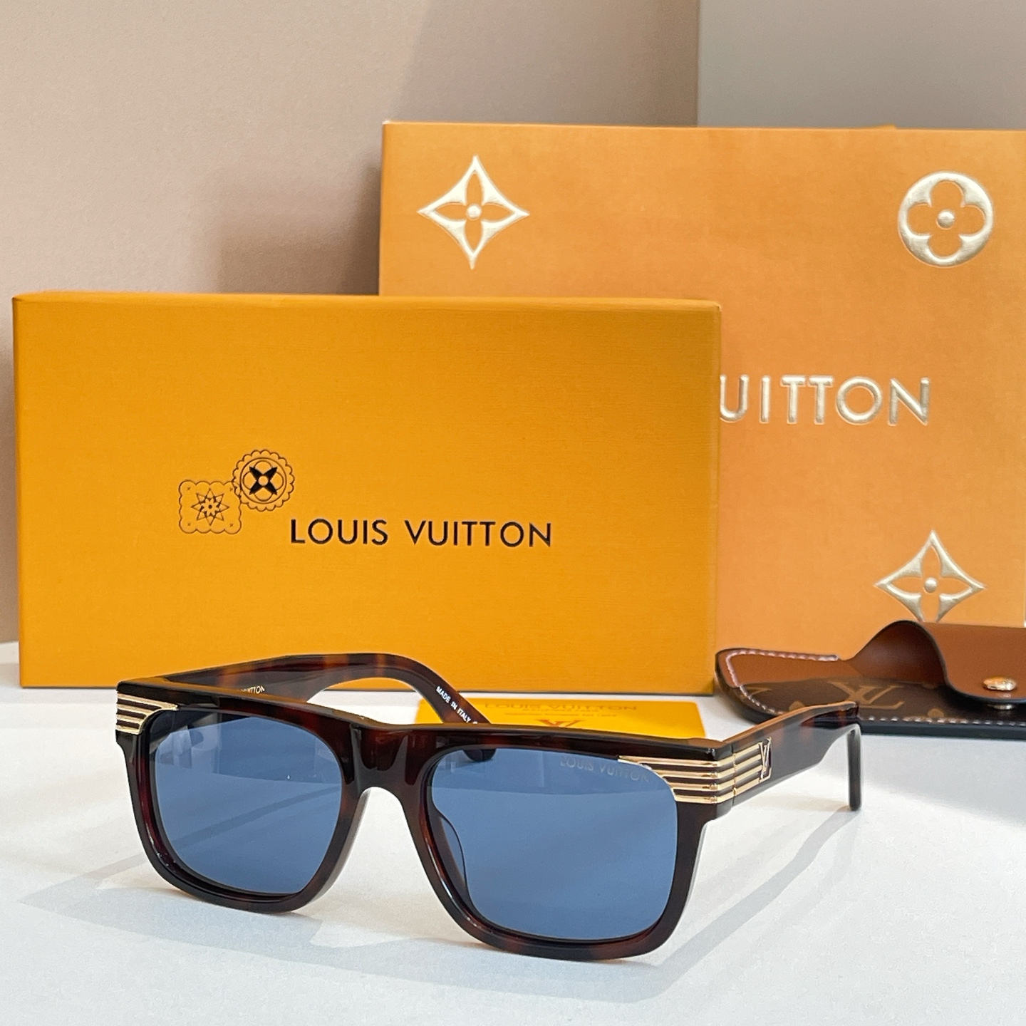 LOUIS VUITTO*✨✨✨MODEL：Z2910U✨✨✨ SIZE：56口18-145✨✨✨