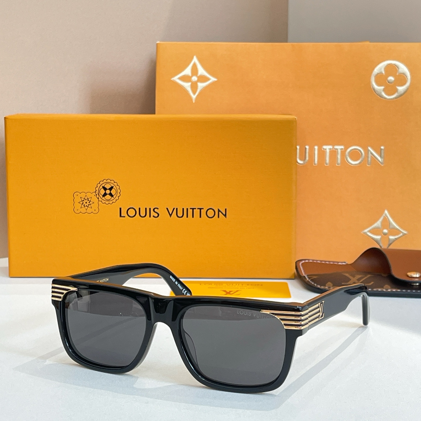 LOUIS VUITTO*✨✨✨MODEL：Z2910U✨✨✨ SIZE：56口18-145✨✨✨